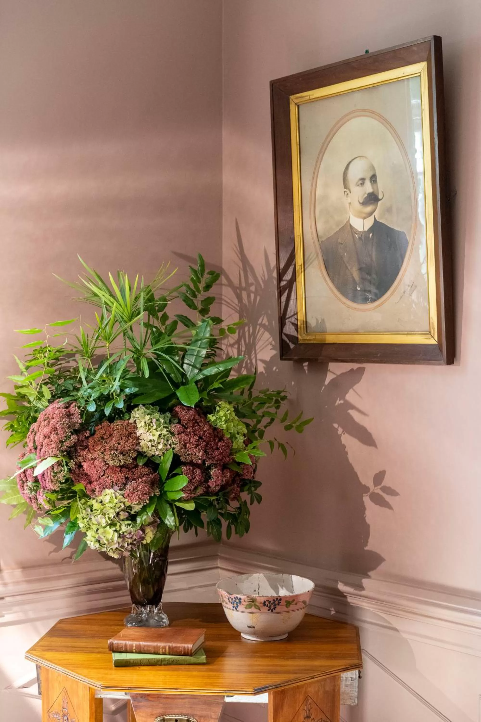 Decorative detail in The Grove Houses