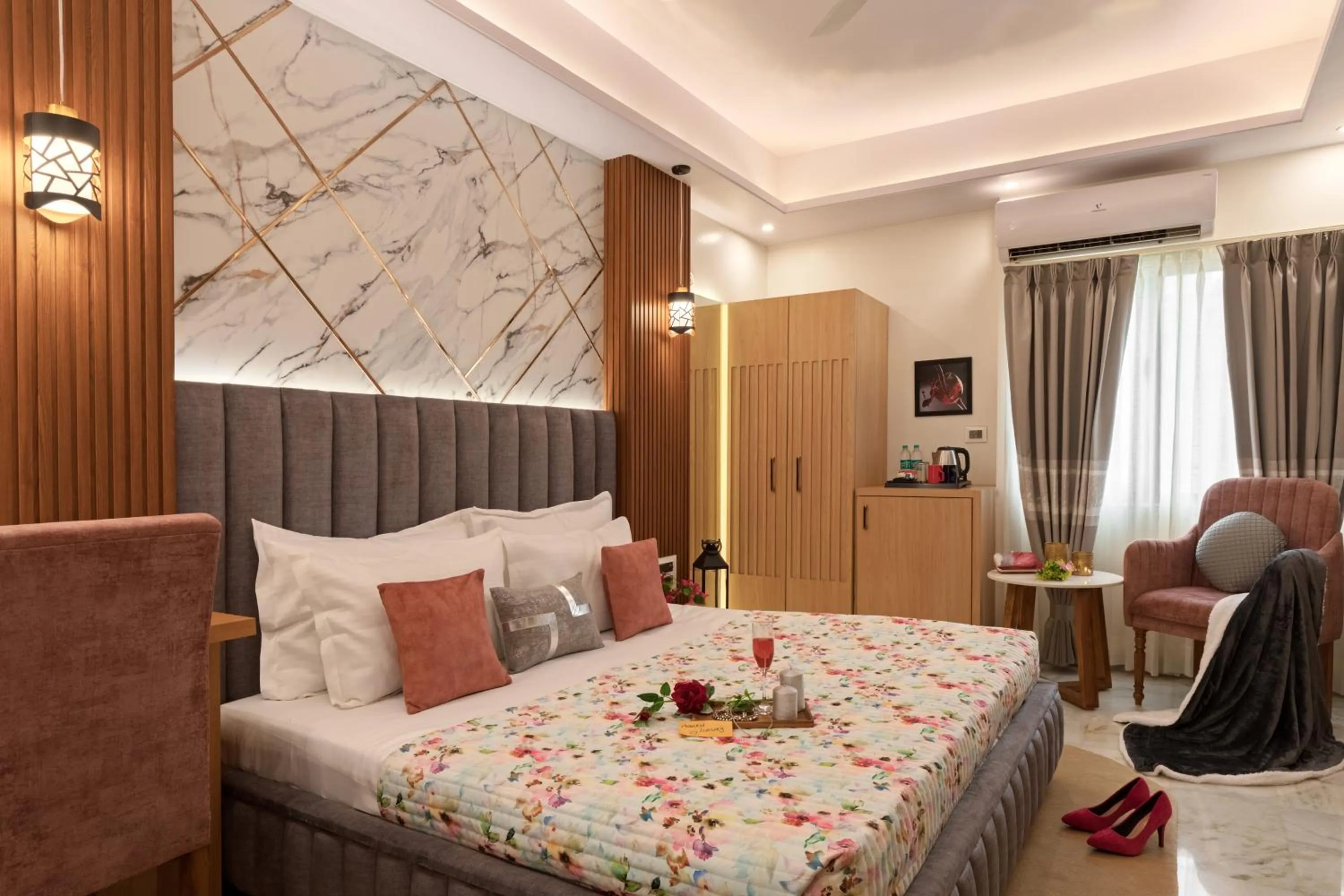 Bedroom, Bed in Sarang Palace - A Luxury Boutique Hotel