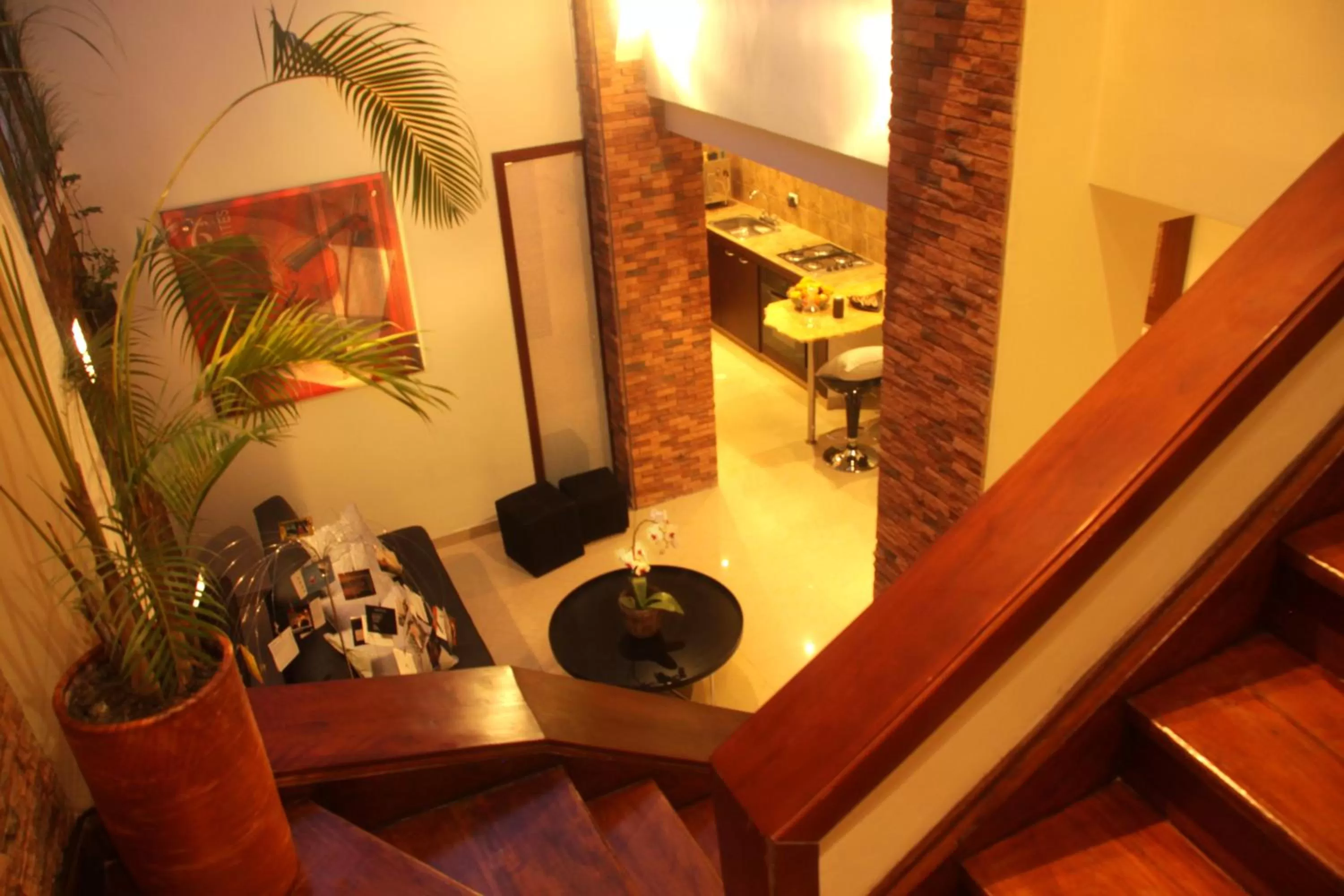 Business facilities in 6 Suites Hotel