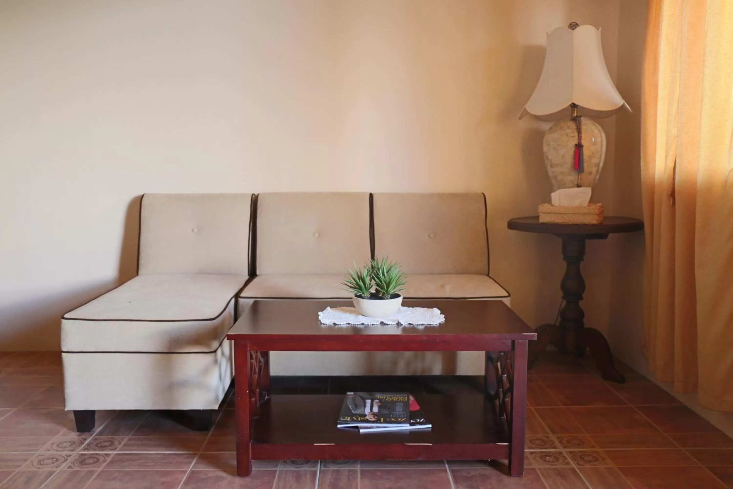 King Room in Turtle Bay Dive Resort