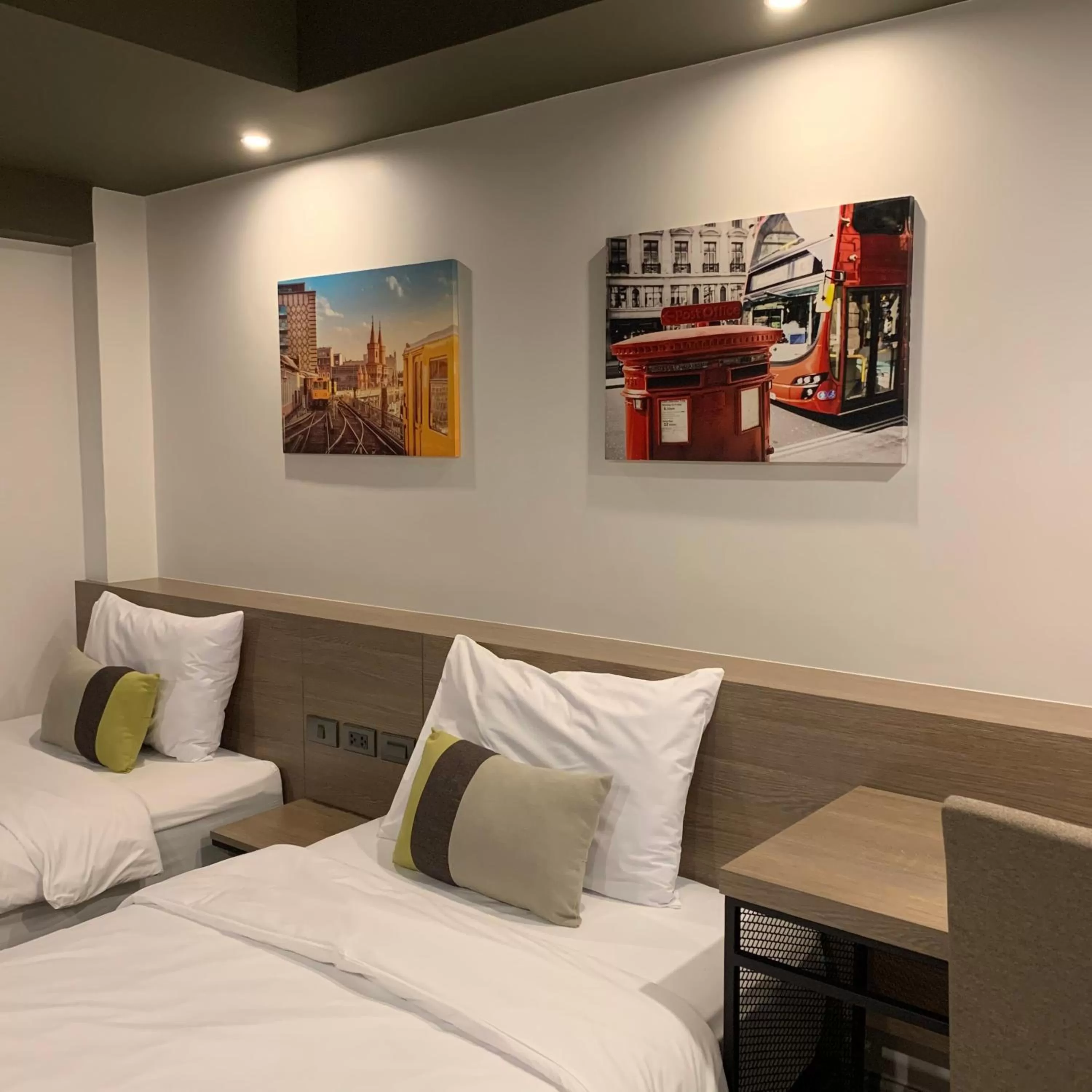 Bed in Toptel Thaphra - ท็อปเทล ท่าพระ