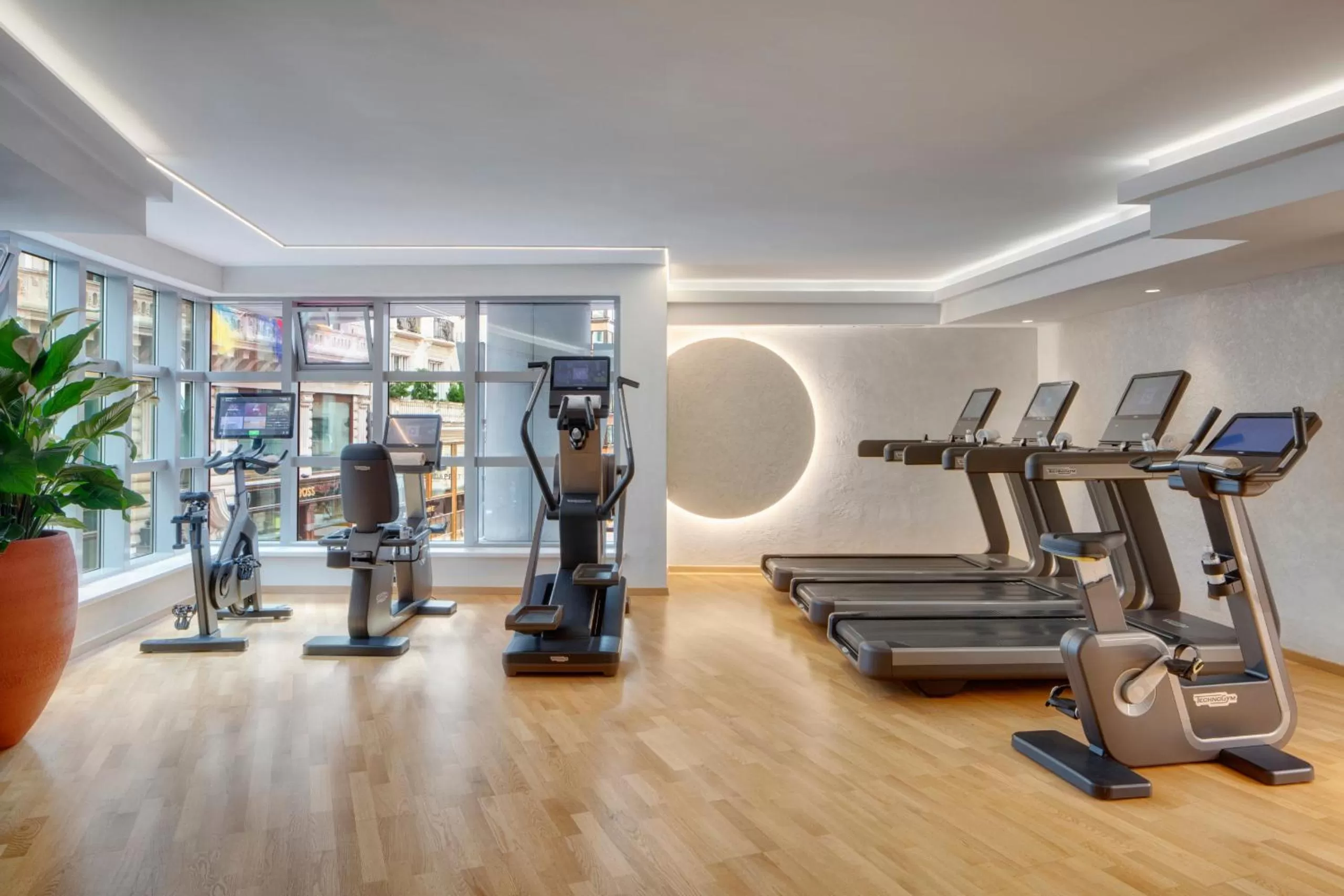 Fitness centre/facilities in Kempinski Hotel Corvinus Budapest
