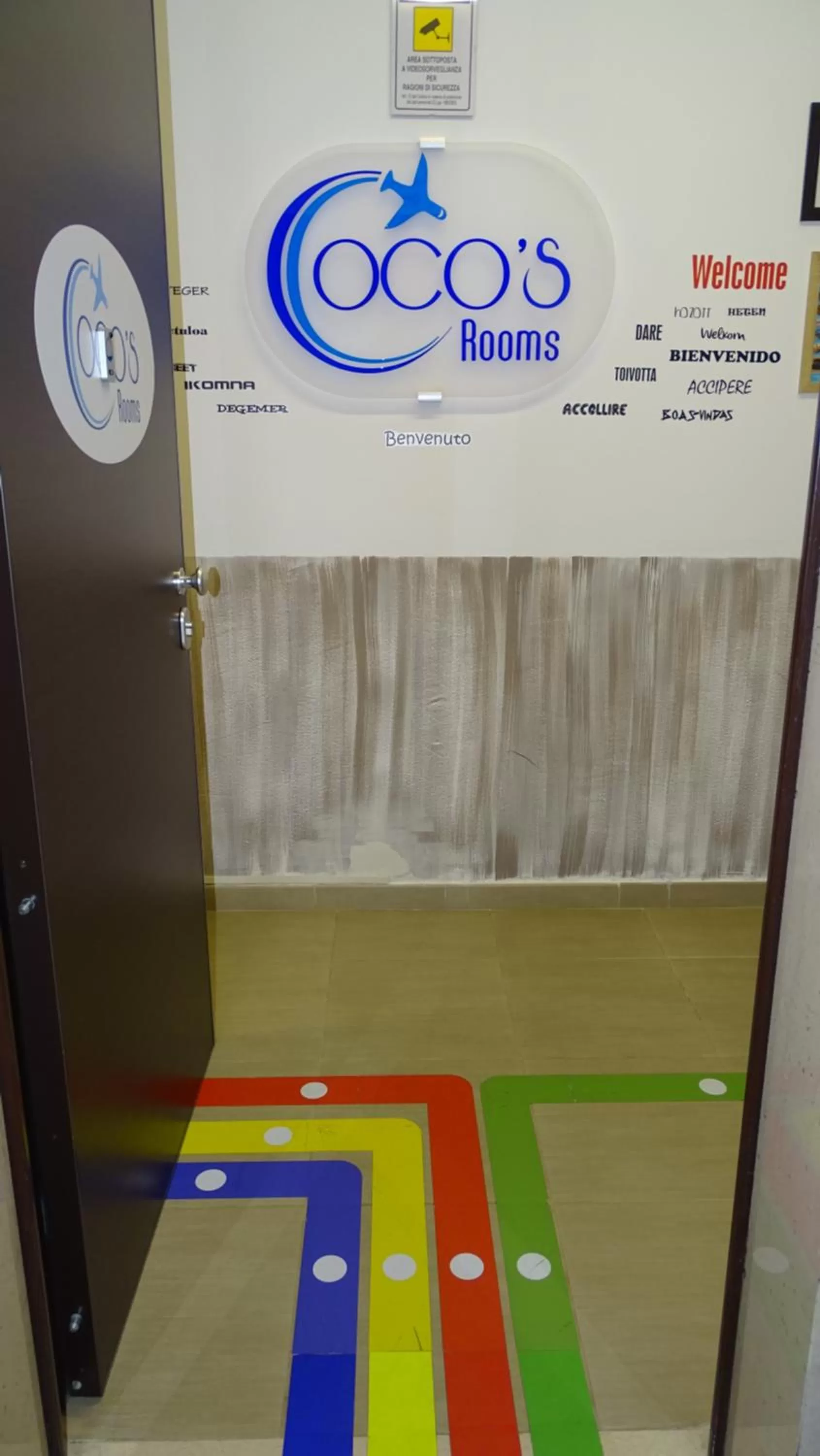 Logo/Certificate/Sign in Coco'S Rooms