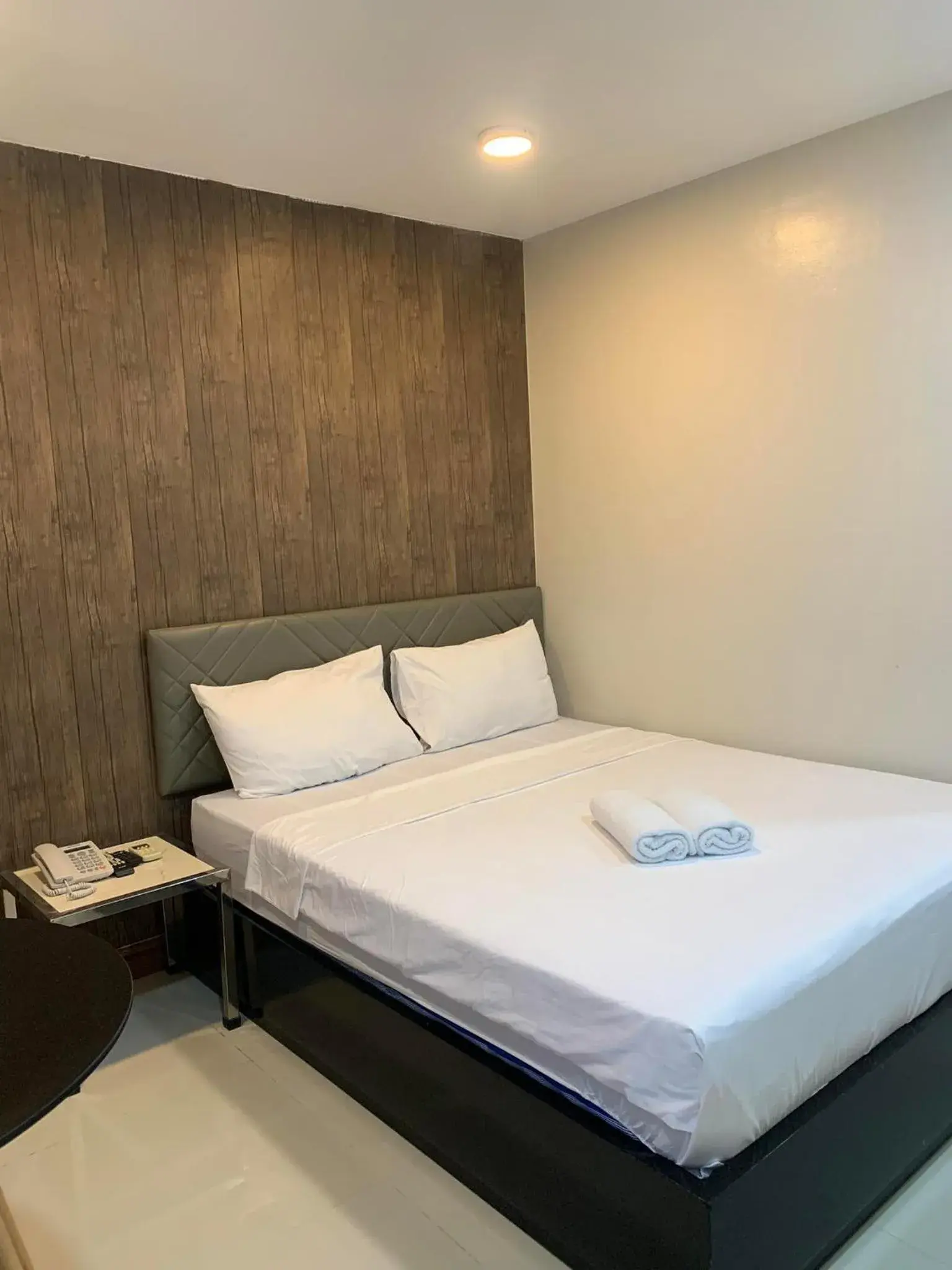 Deluxe Room in Maine City Residences Deluxe Room in Maine City Residences