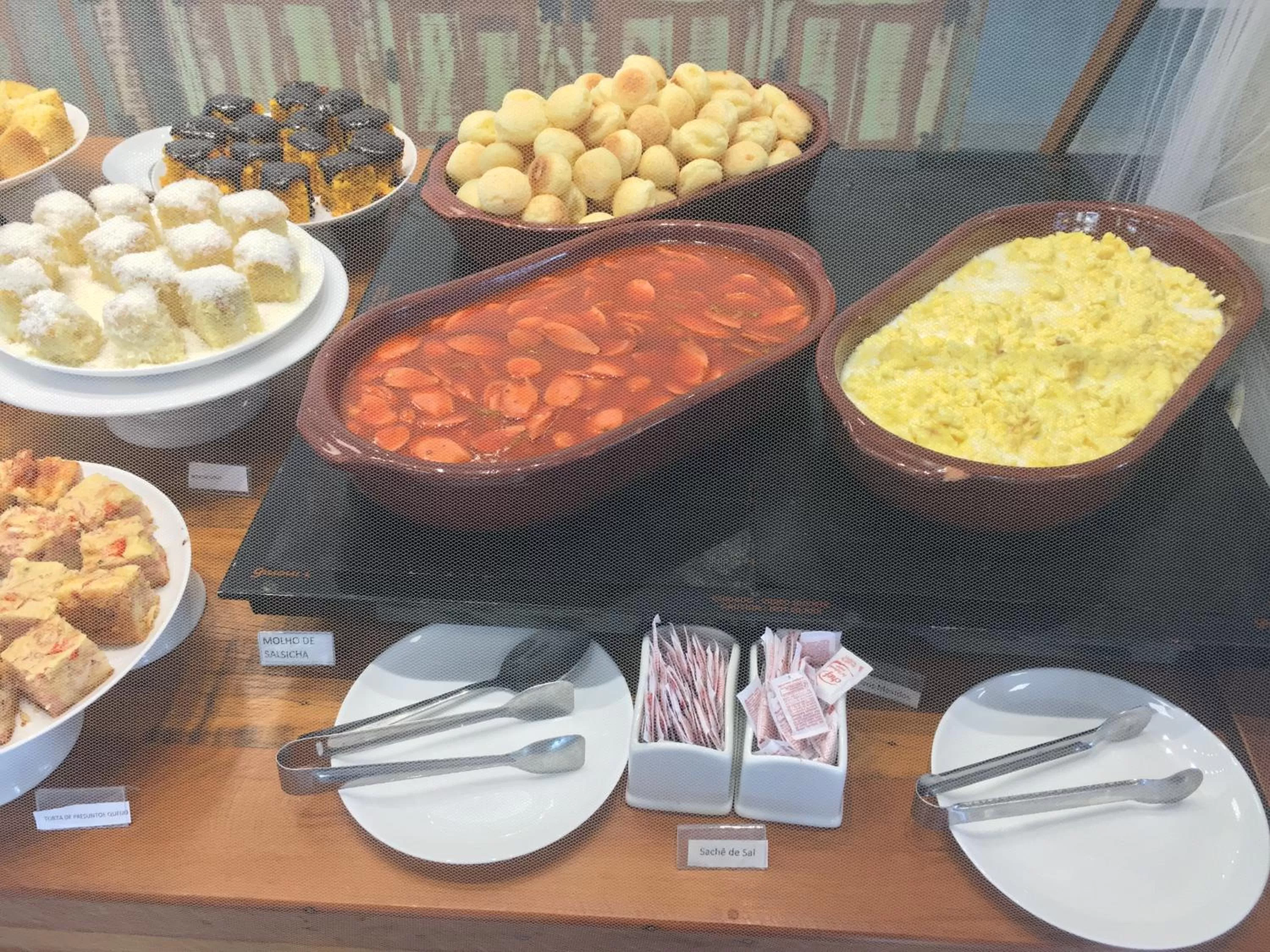 Restaurant/places to eat in Pousada Ilha Vitoria