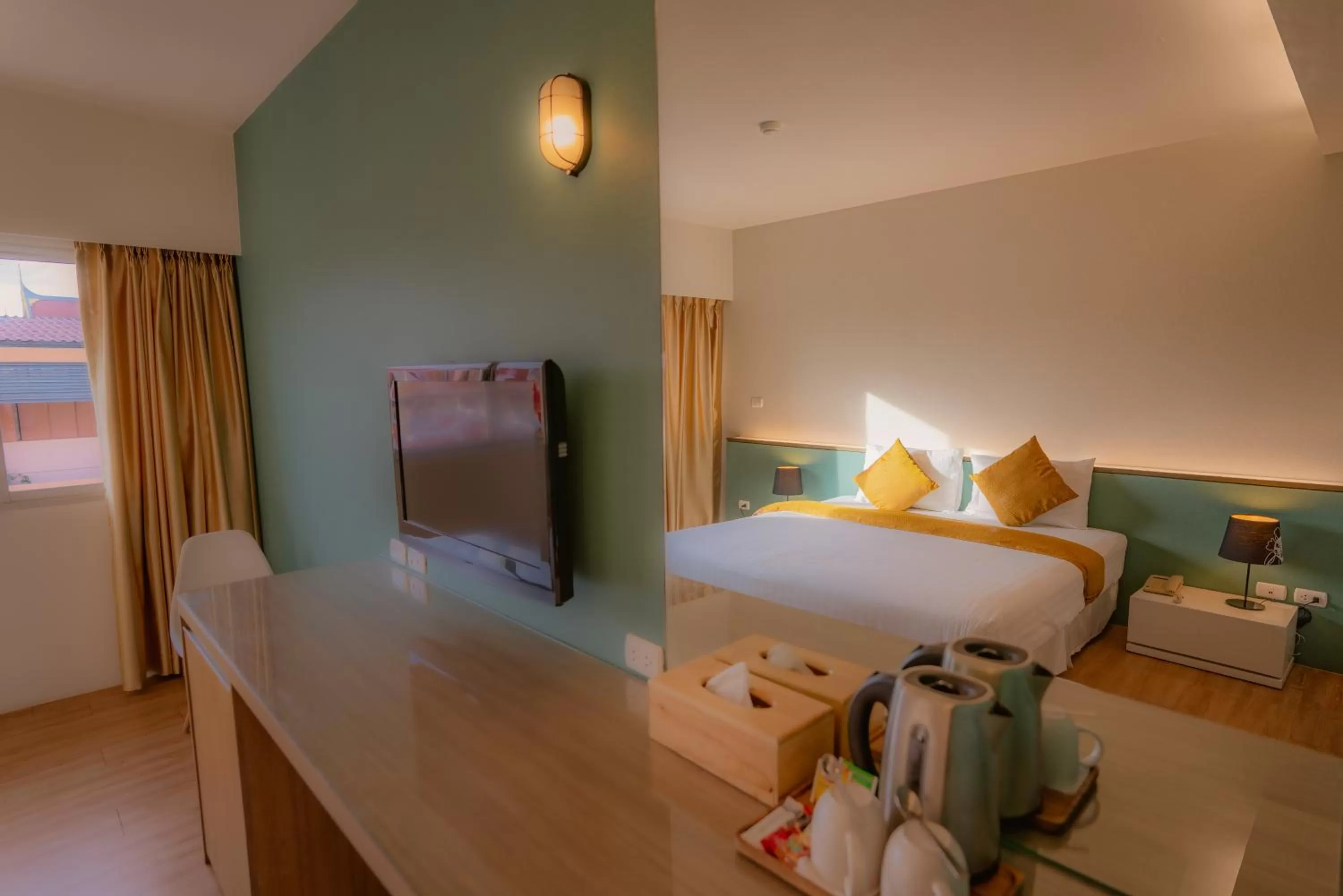 Bed in Peace Land Khaosan