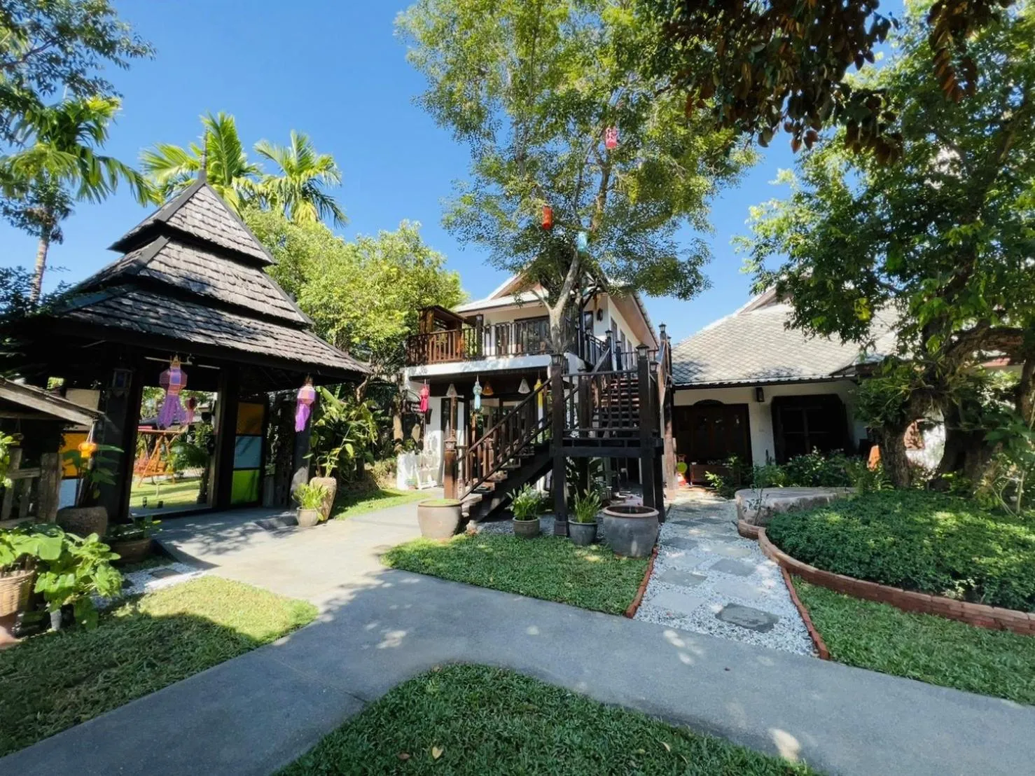 Property building in Na Mantra Resort