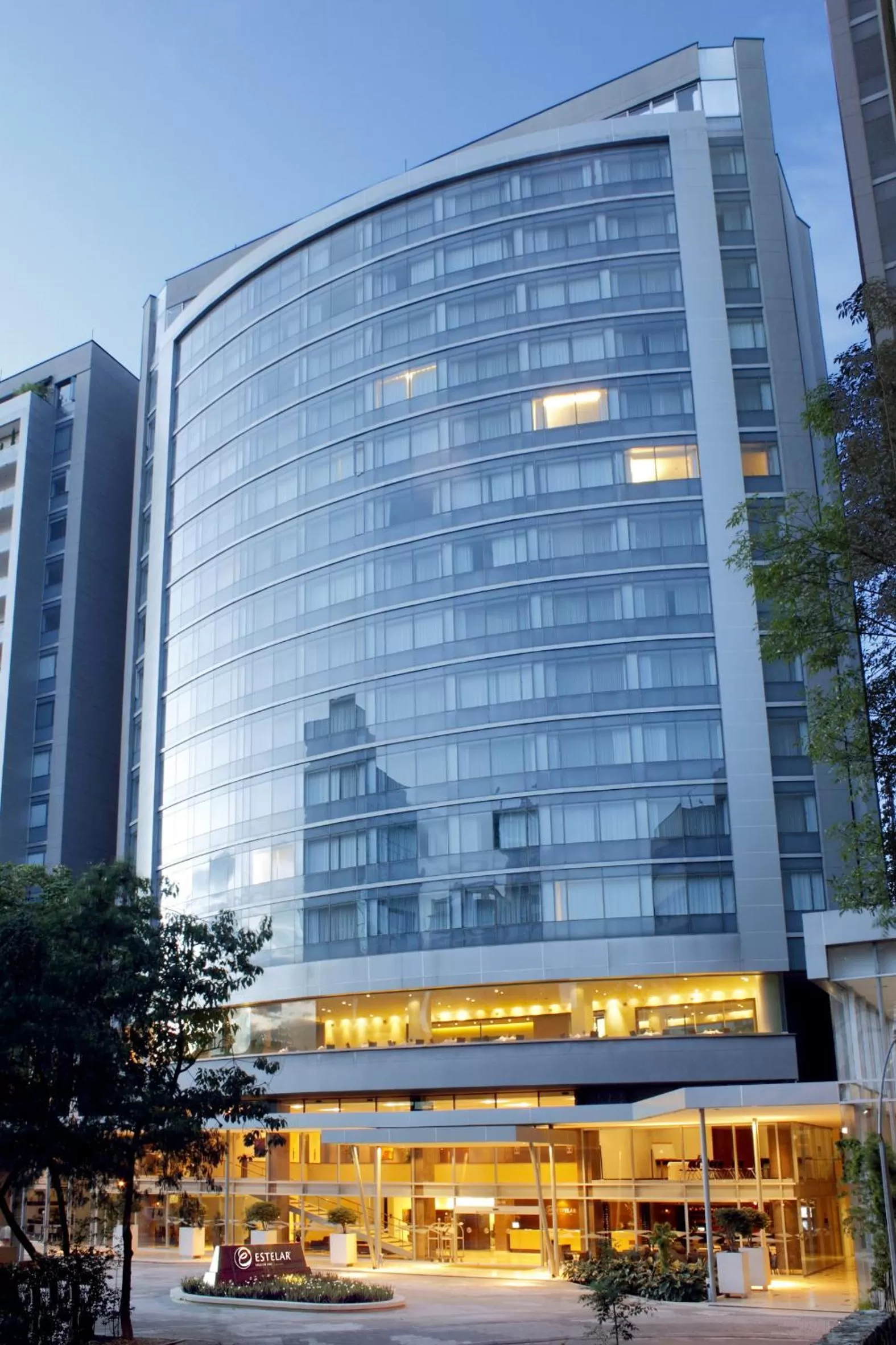Facade/entrance in Hotel Estelar Milla De Oro