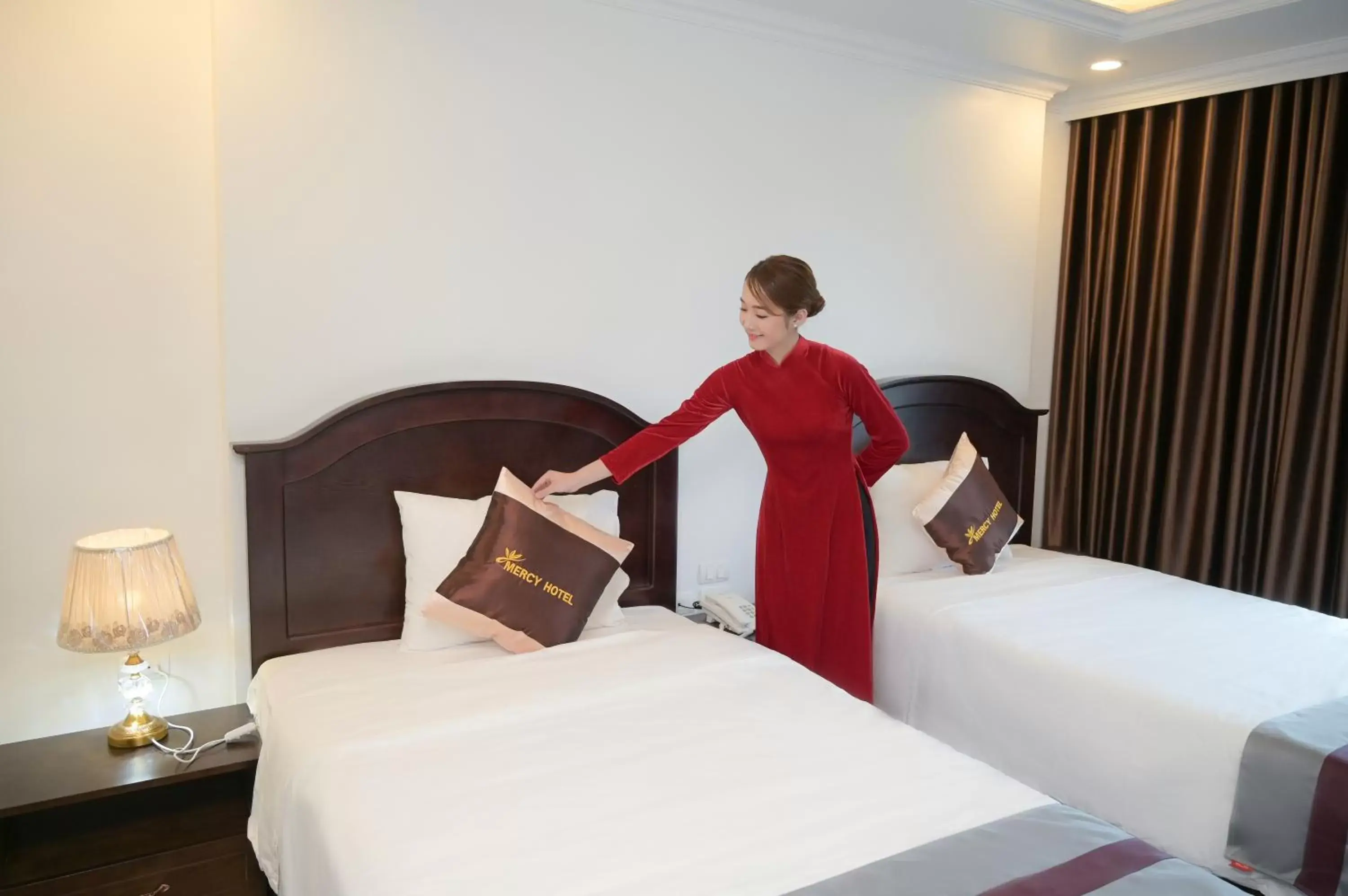 Deluxe Double Room in Mercy Hotel Deluxe Double Room in Mercy Hotel