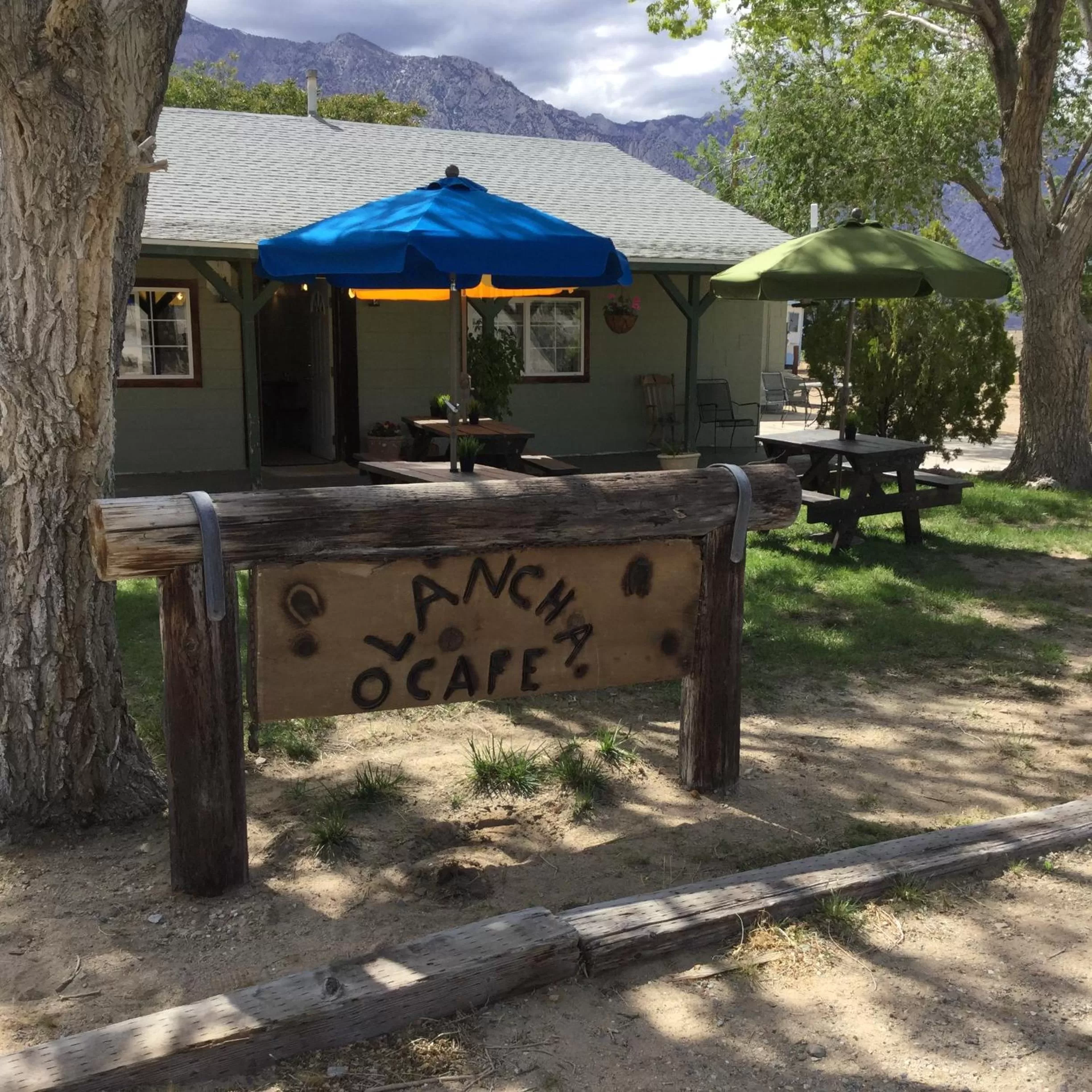 Day in Olancha RV Park and Motel