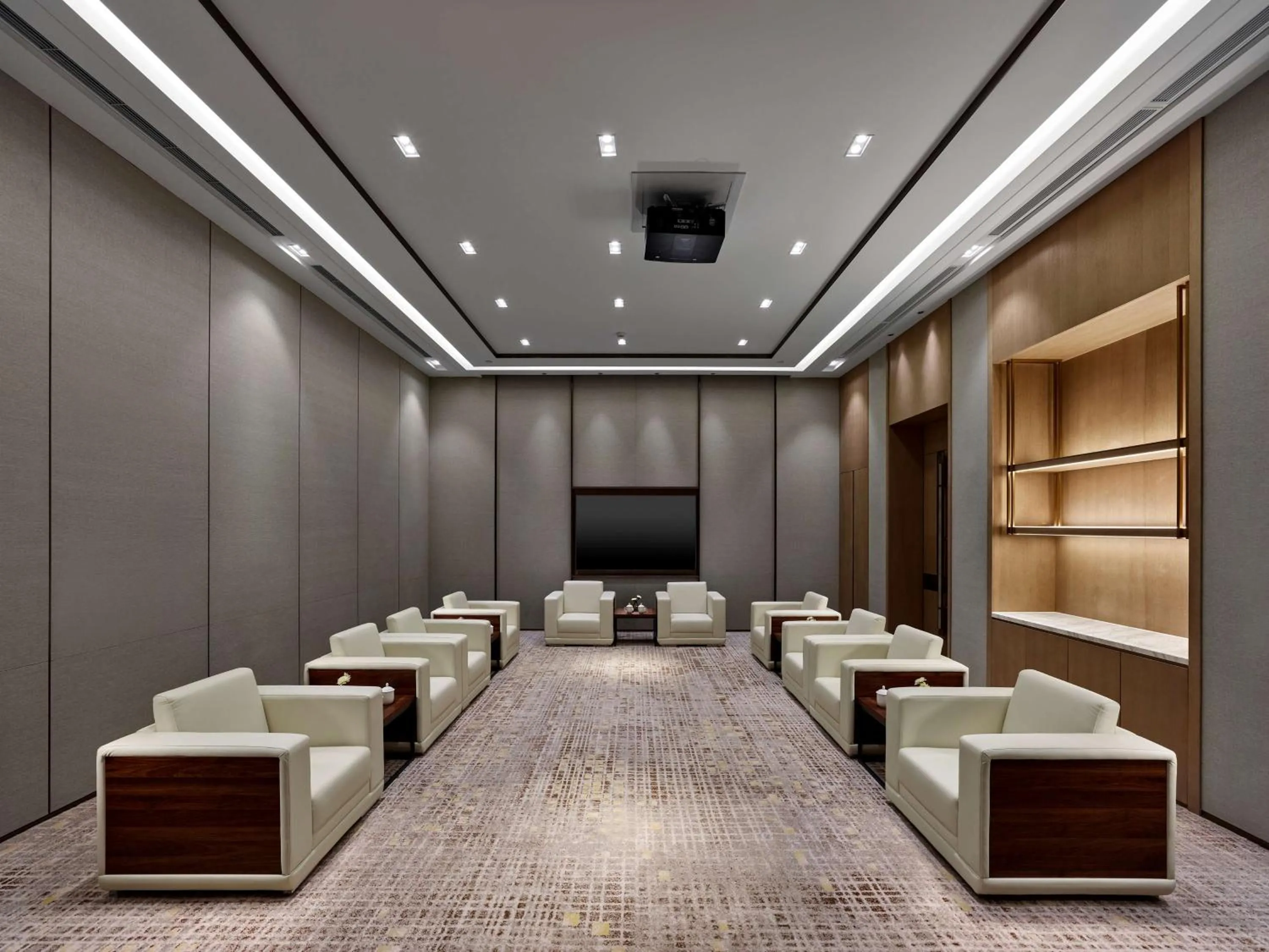 Meeting/conference room in DoubleTree by Hilton Chengdu Riverside - Close to Panda Base and Chengdu East Railway