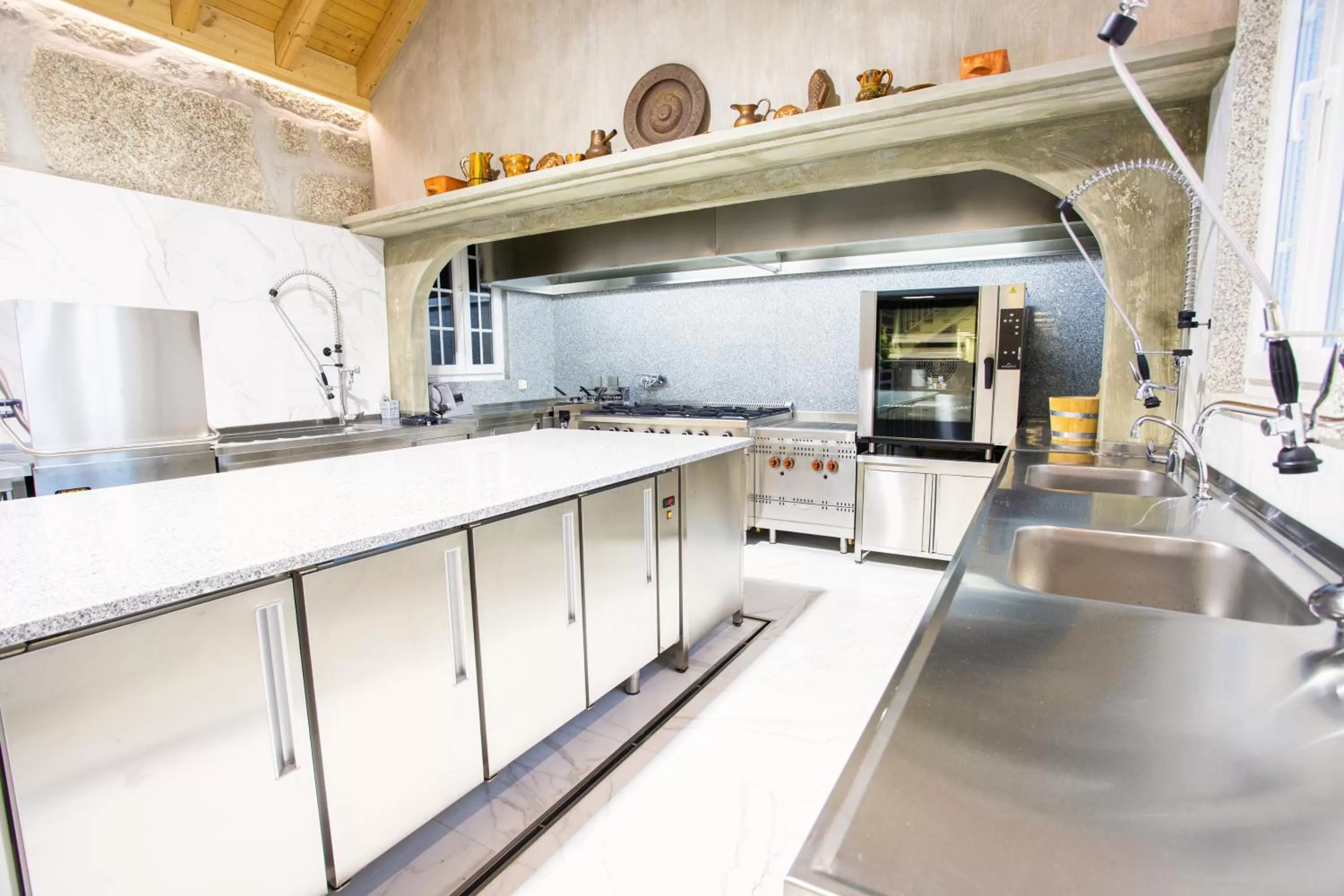 Restaurant/places to eat in Fonte Velha