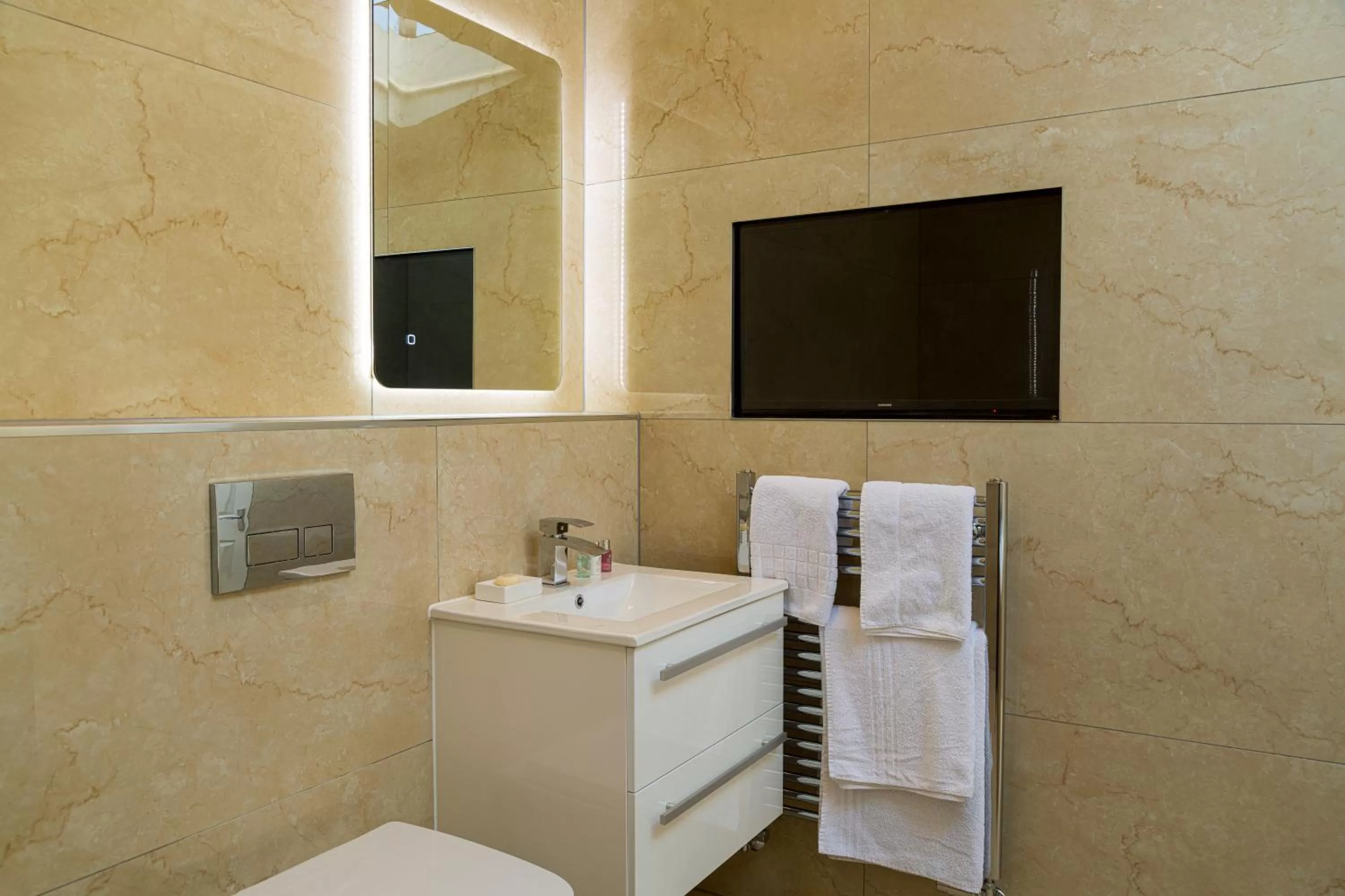 Toilet in The Hotel Chester