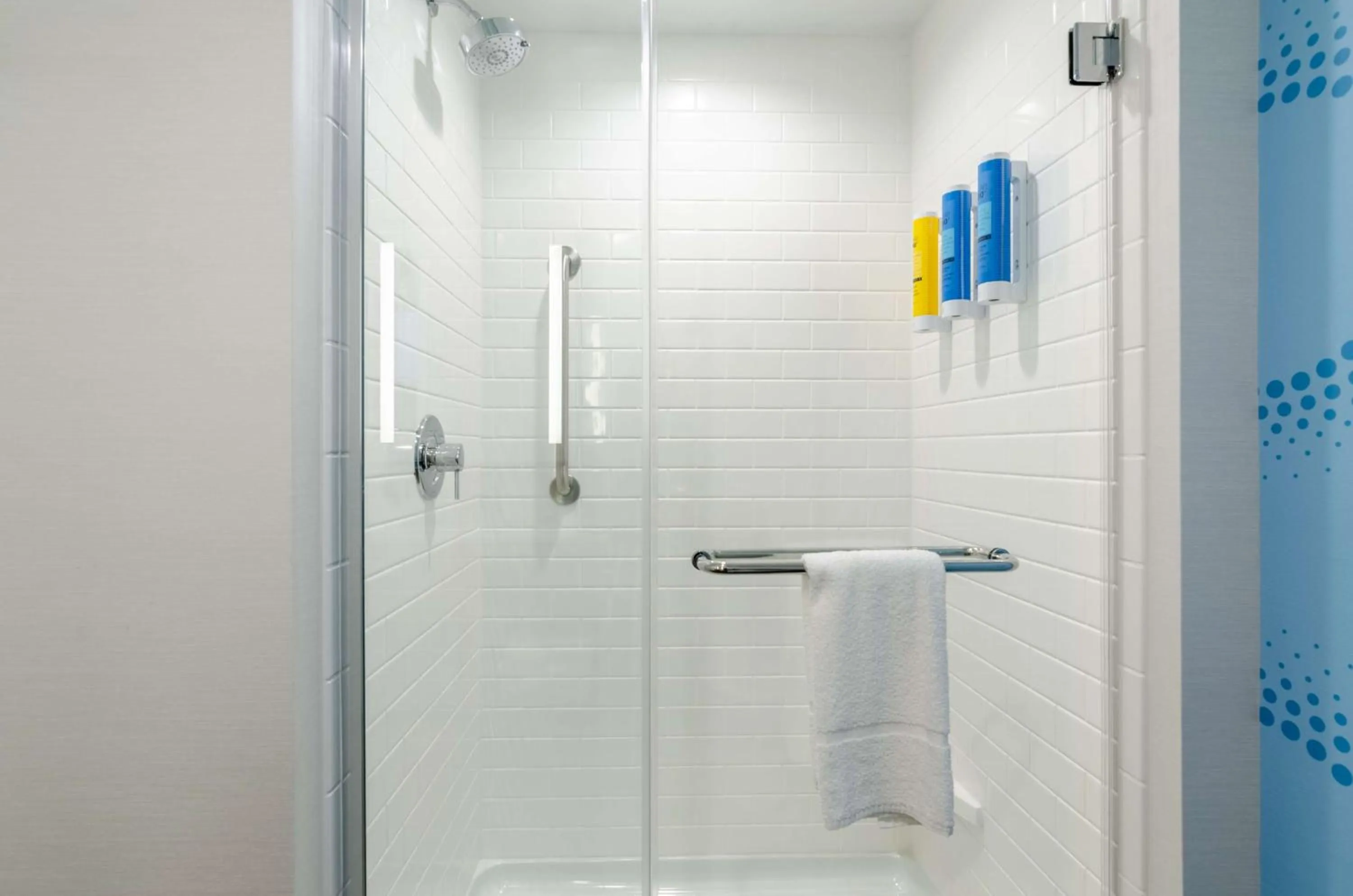 Bathroom in Tru By Hilton Christiansburg