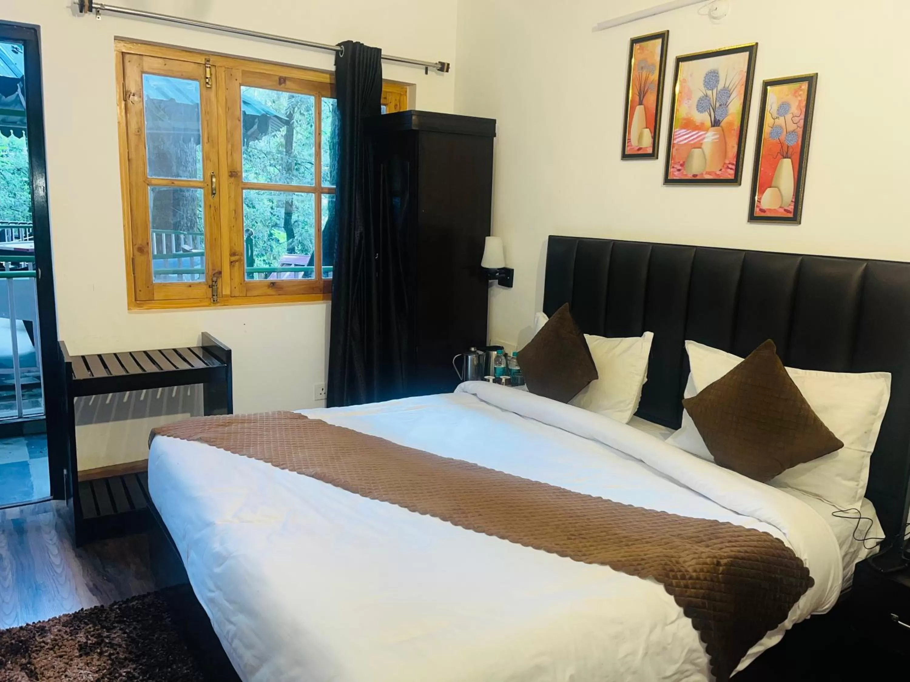 Bed in Cedar Woods Resort