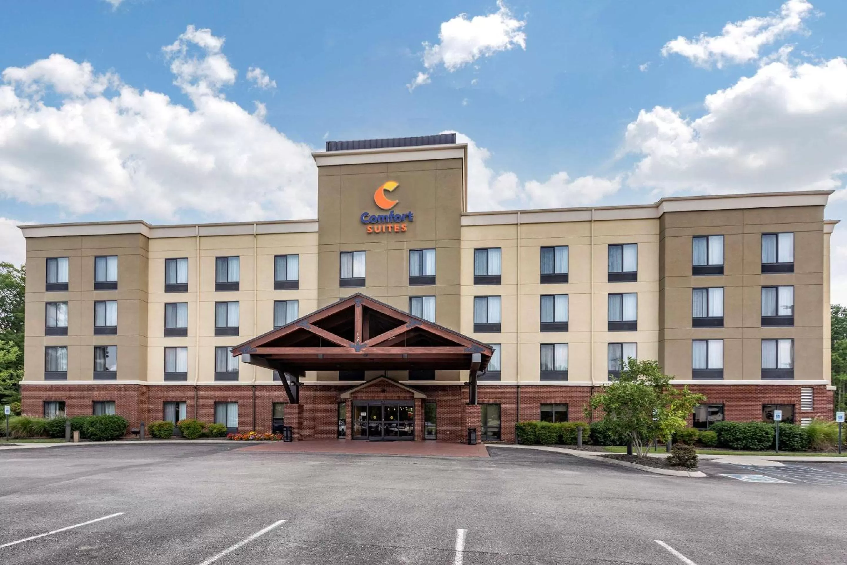 Comfort Suites Manchester near Arnold AFB