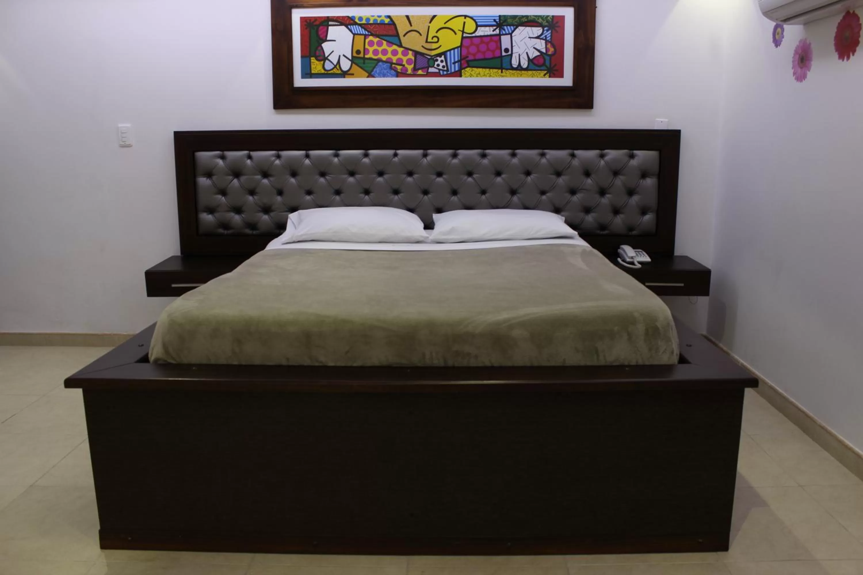 Bed in Sky Club Eco Hotel