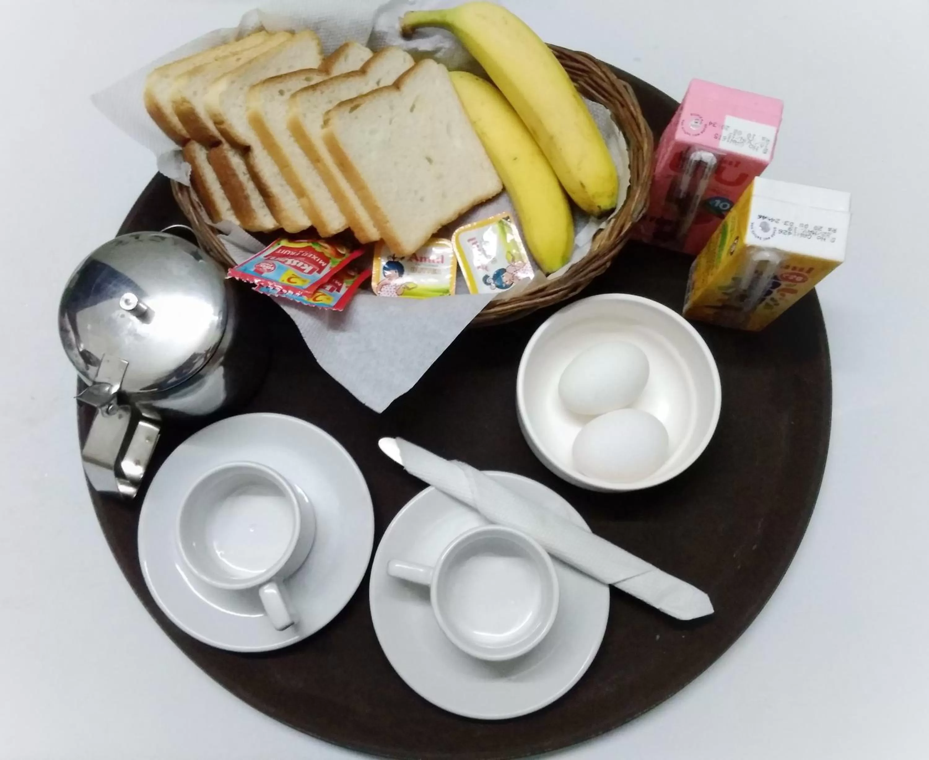 Coffee/tea facilities, Breakfast in THE MAPLE