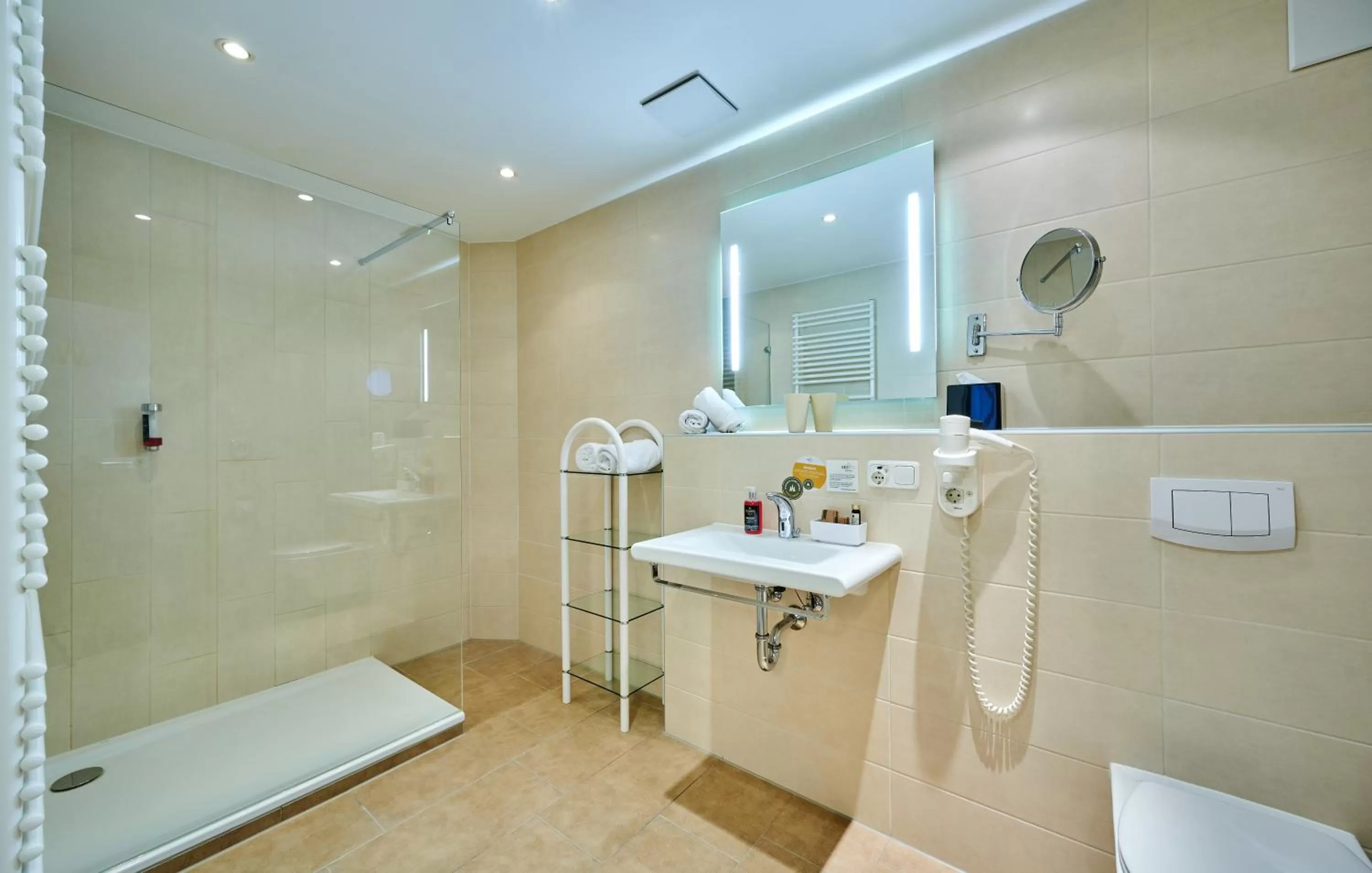 Bathroom in Genusshotel Wenisch