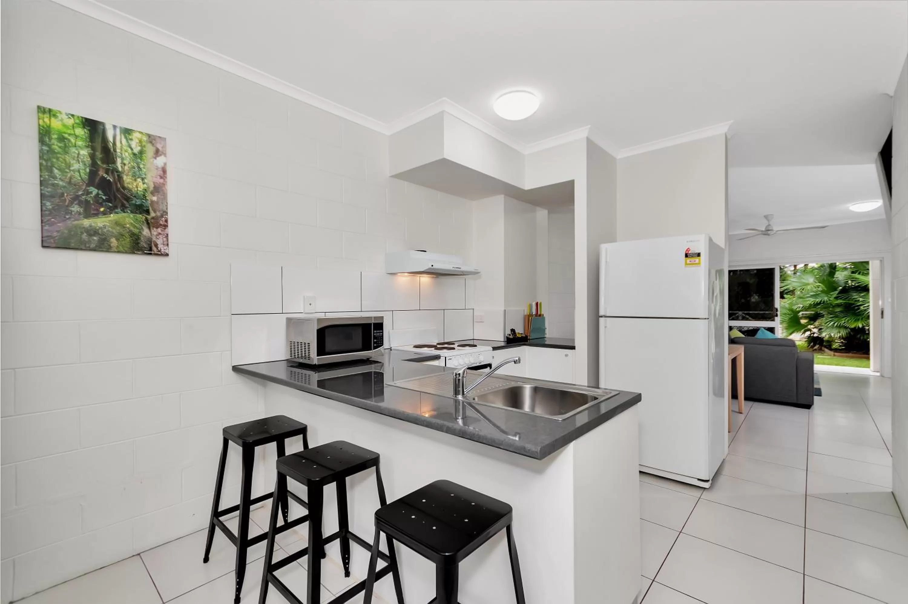 Kitchen or kitchenette, Kitchen/Kitchenette in TiTree Village Holiday Apartments