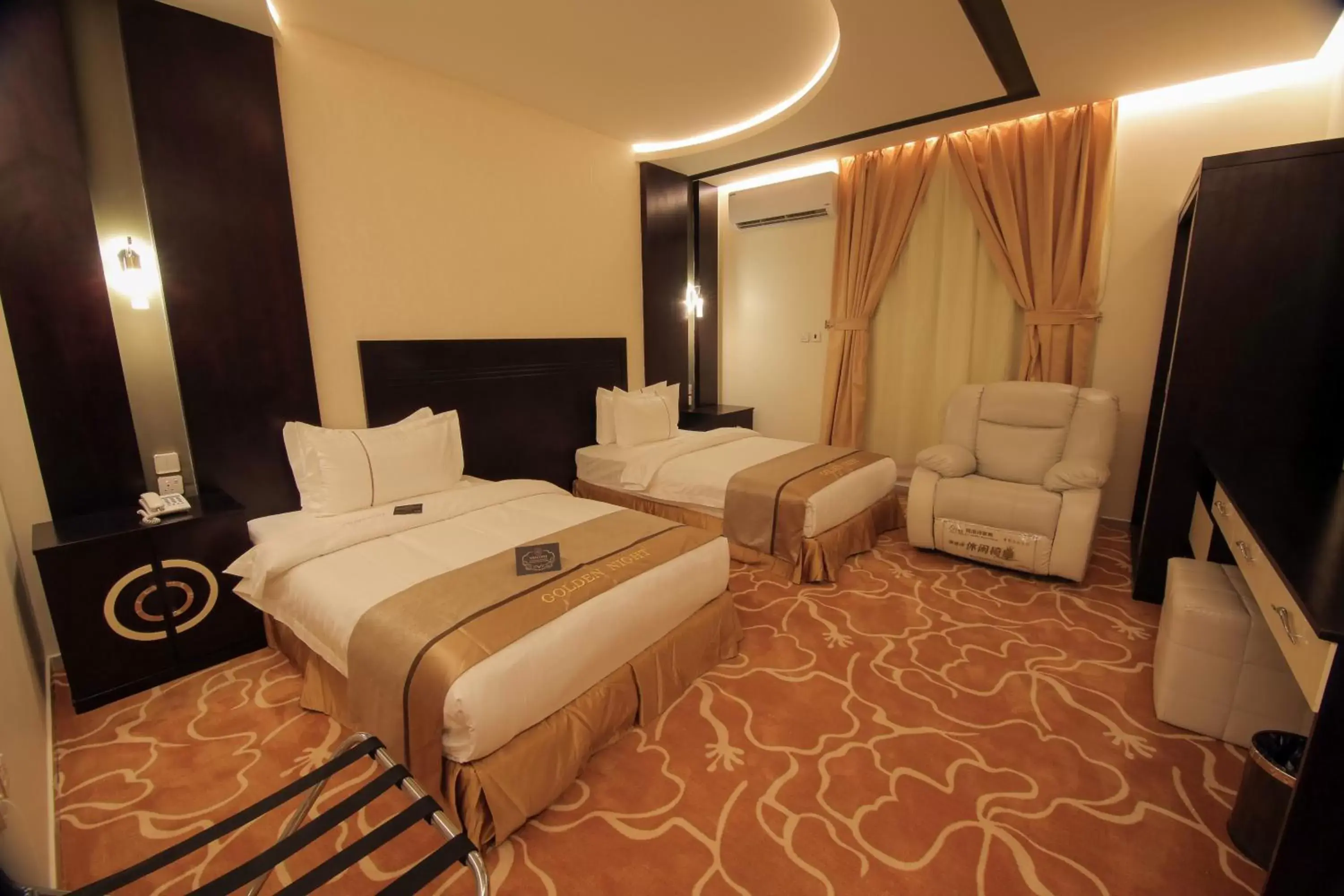 Superior Twin Suite in فندق جولدن نايت Golden Night Hotel Superior Twin Suite in فندق جولدن نايت Golden Night Hotel