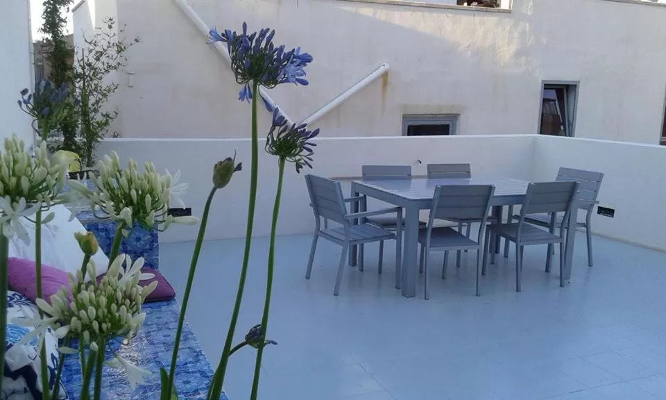 Community Rooms & Wine