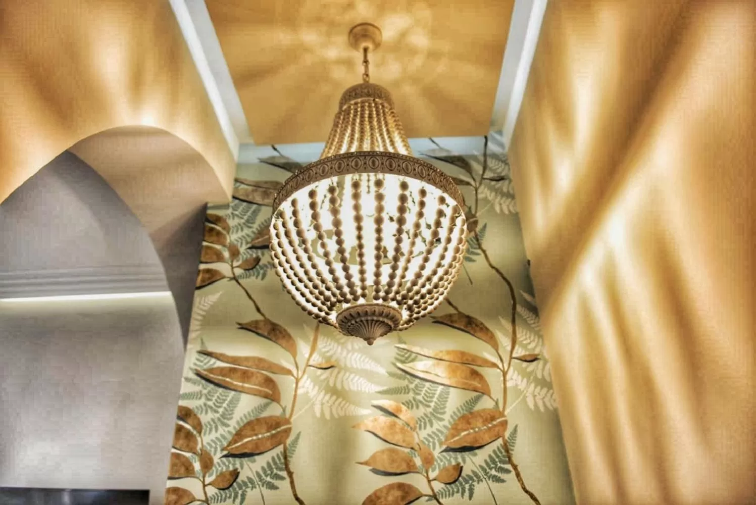 Decorative detail in Domus D'Angelo B&B