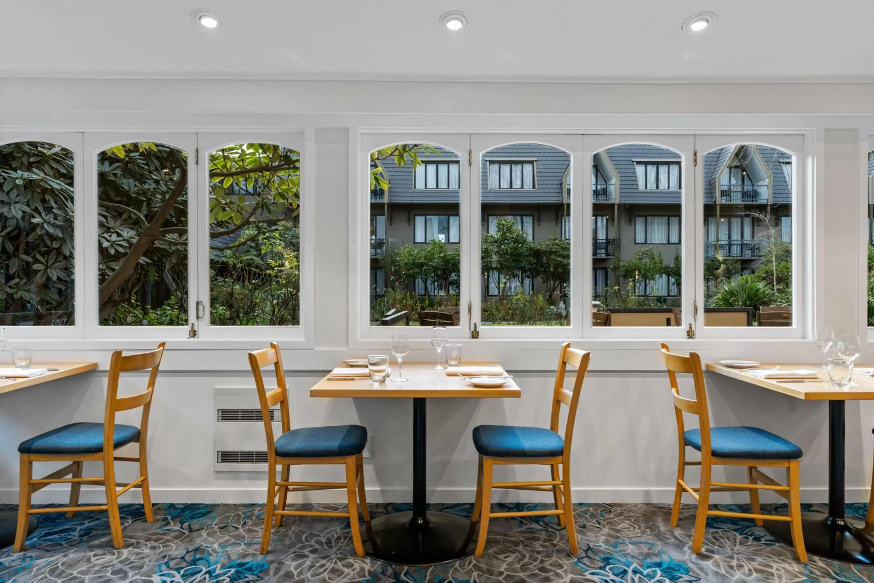 Restaurant/places to eat in Chateau On The Park - Christchurch, A Doubletree By Hilton