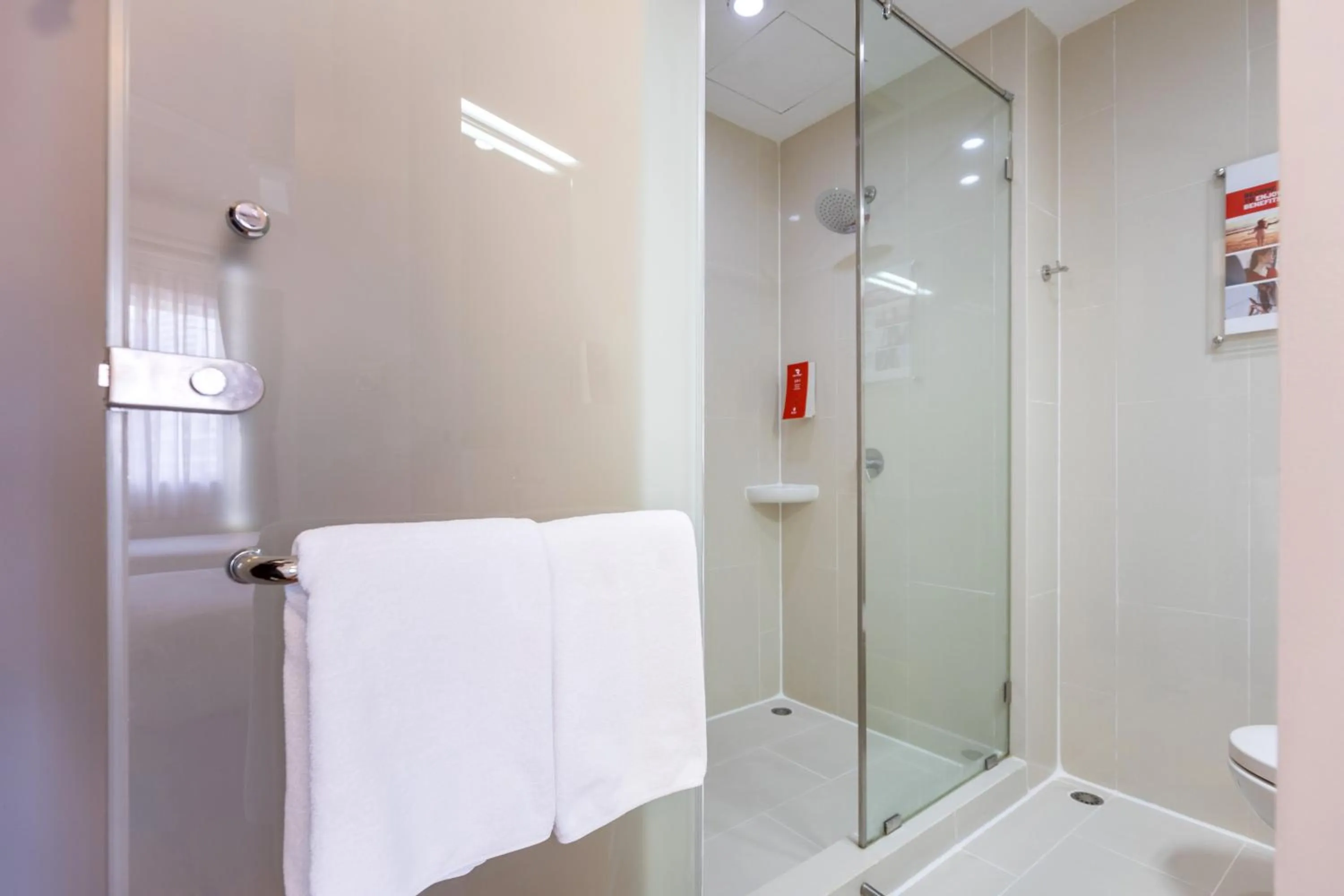 Bathroom in Red Planet Phuket Patong - SHA Extra Plus