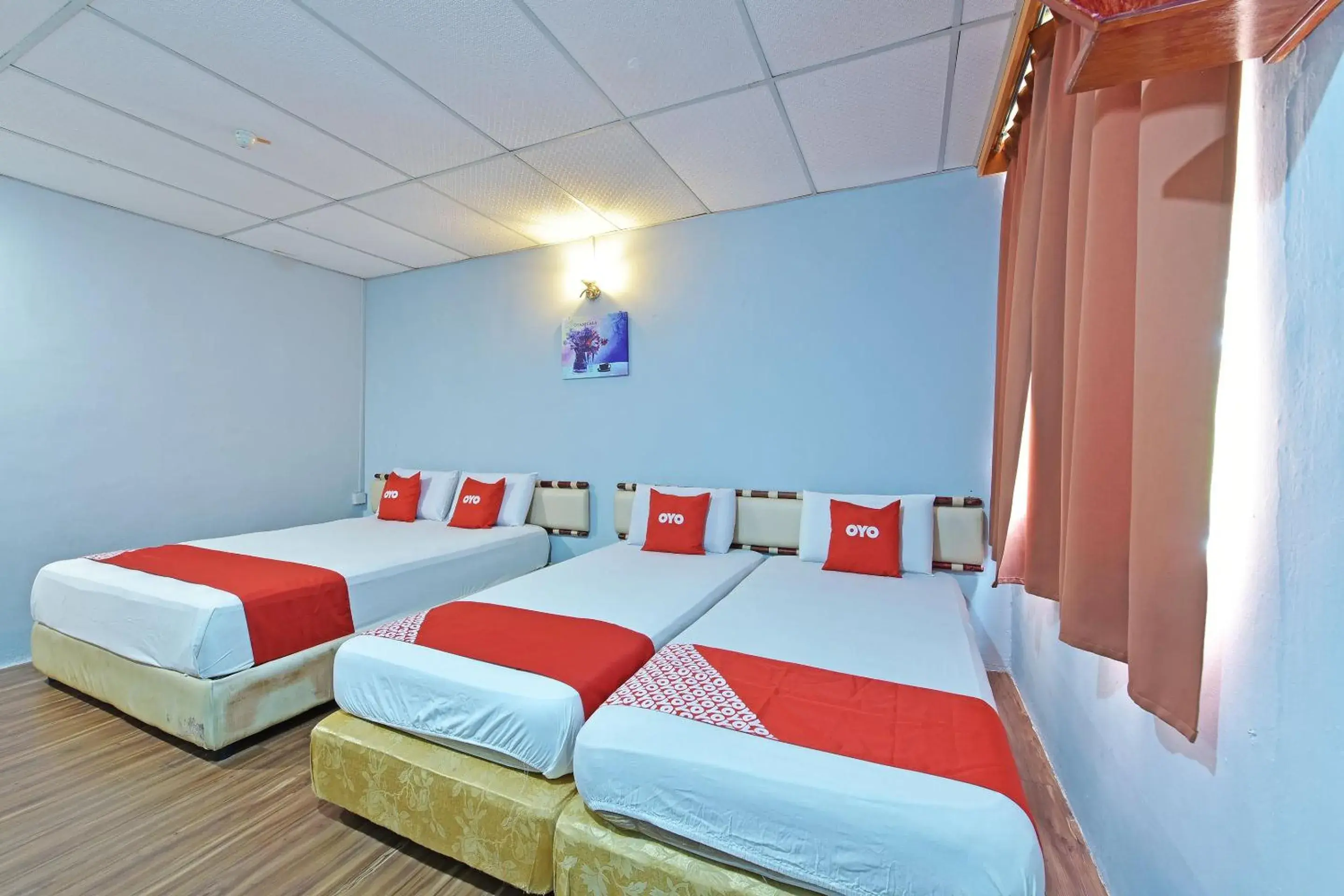 Superior Family Room in OYO 90846 Hotel Akasia Superior Family Room in OYO 90846 Hotel Akasia