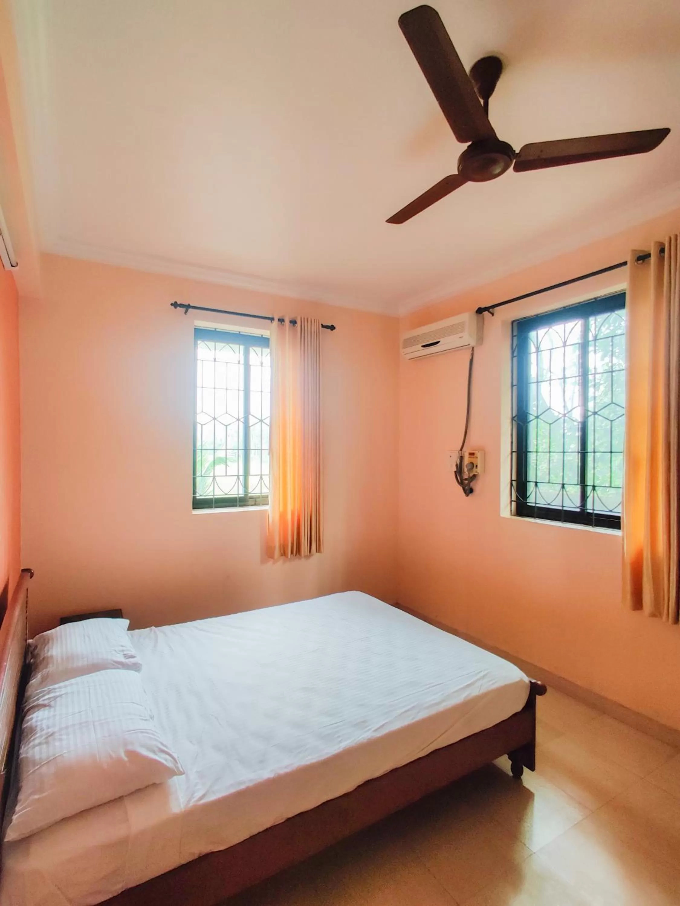 Bed in Hotel Siesta De Goa