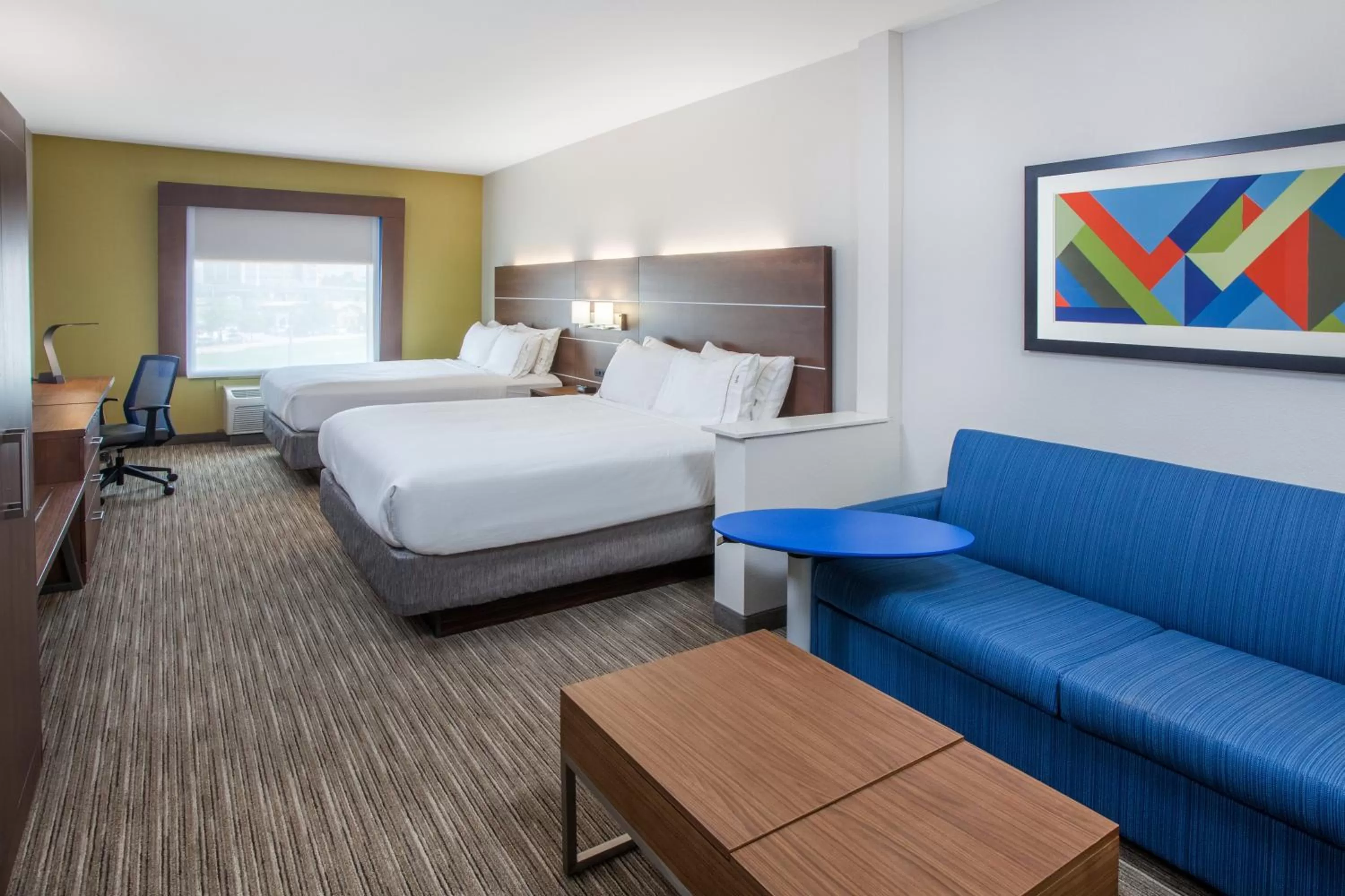 Bedroom, Bed in Holiday Inn Express & Suites Texarkana by IHG