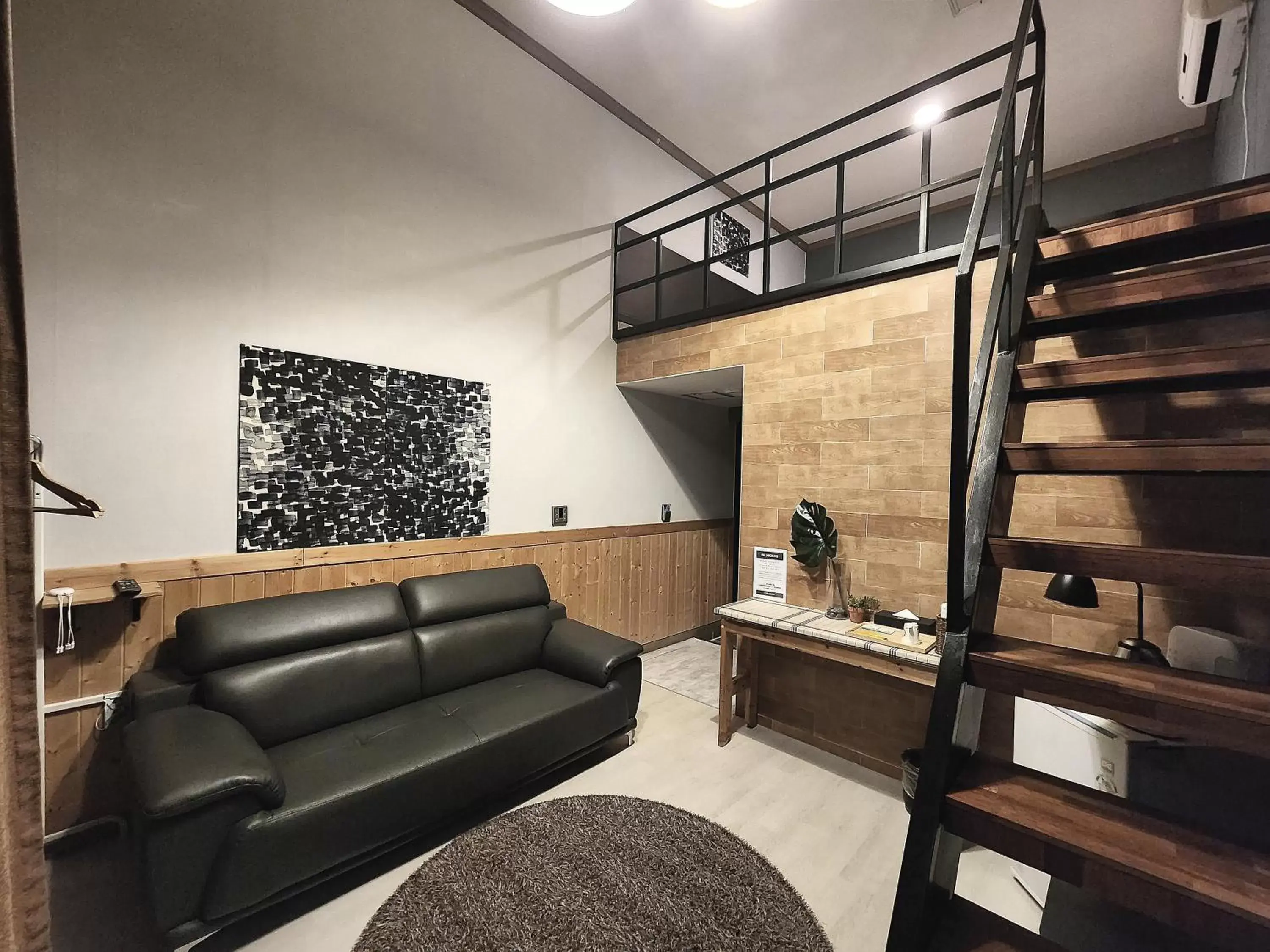 Deluxe Family Room in Hotel Hue Loft Deluxe Family Room in Hotel Hue Loft