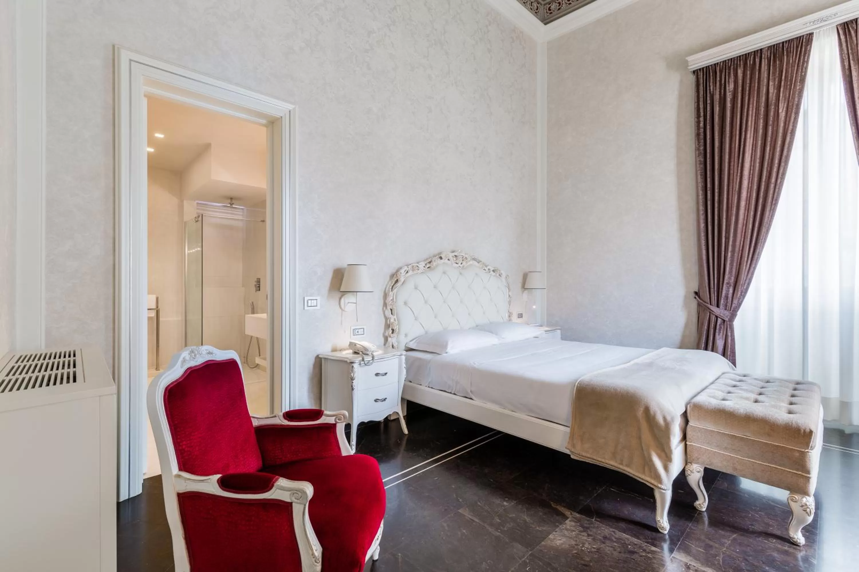 Bedroom, Bed in Palazzo Favacchio - Patanè