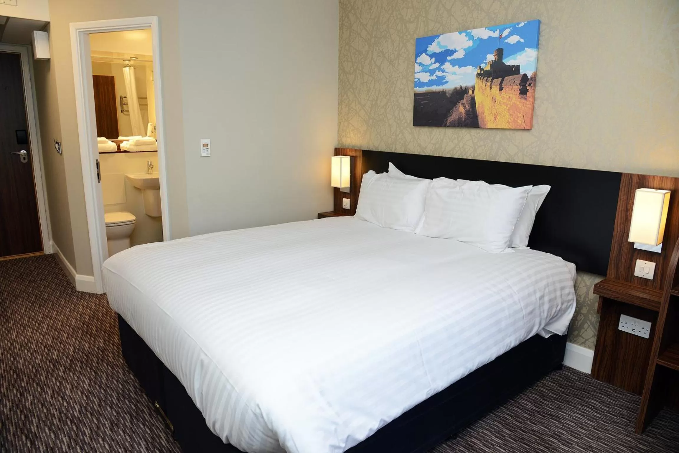 Bedroom, Bed in Woodcocks, Lincoln by Marston's Inns