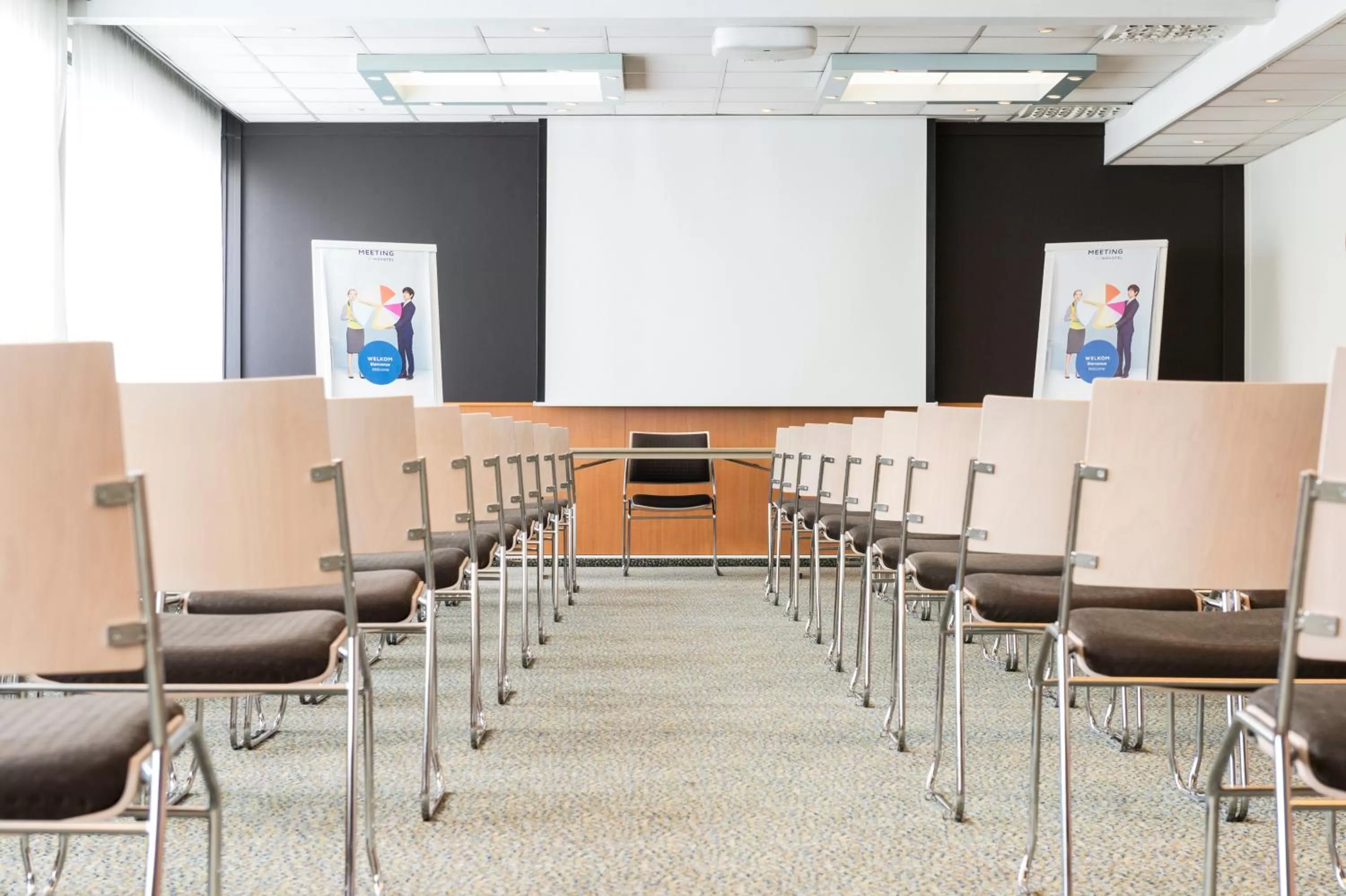 Meeting/conference room in Novotel Brussels Airport