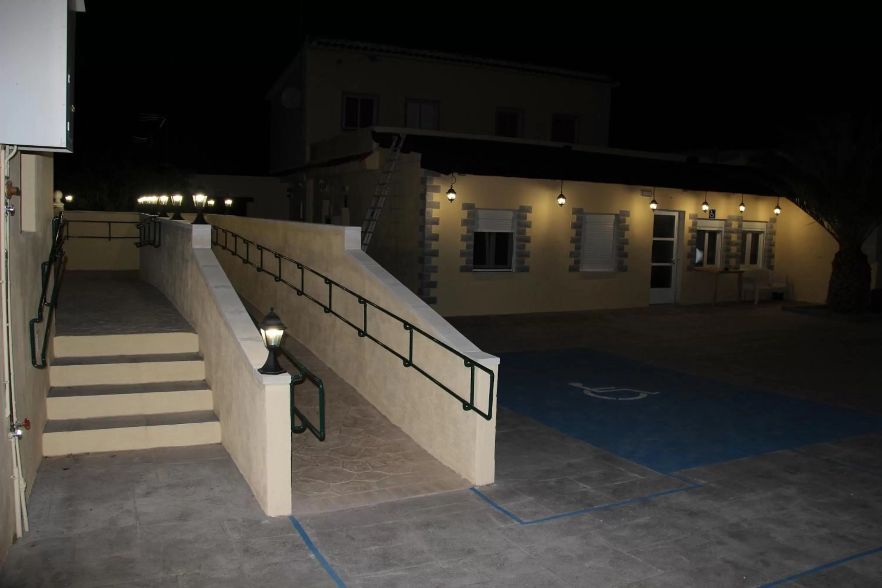 Property building in Casa Robion