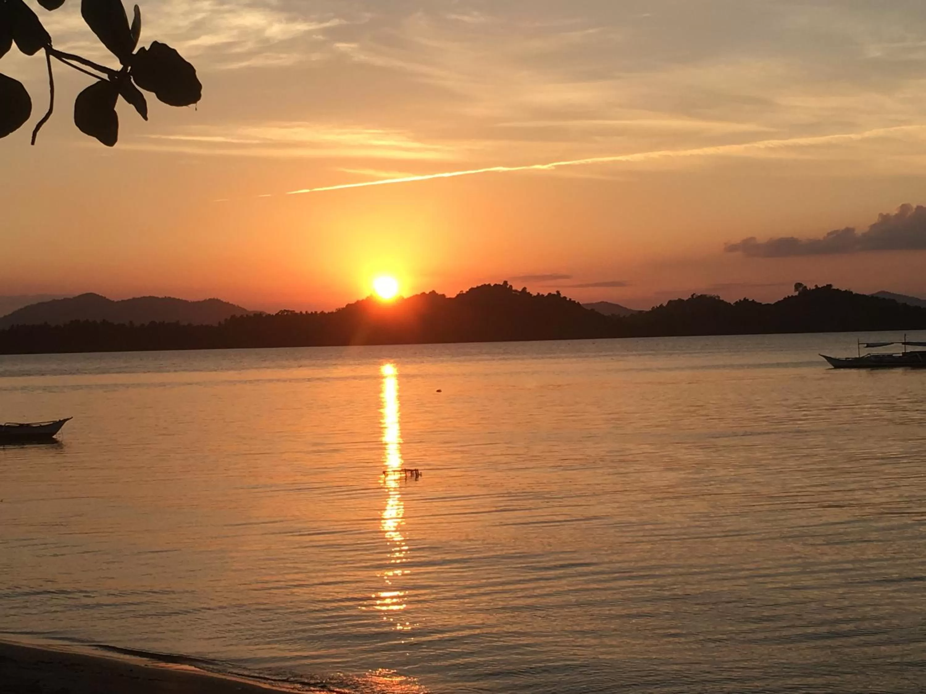 Sunrise/Sunset in Prince John beachfront cottages and Restaurant