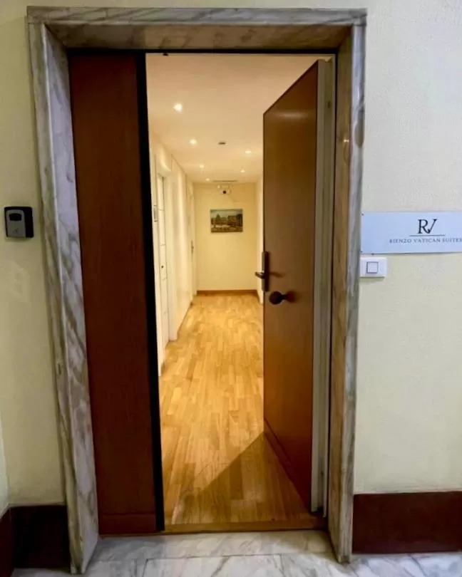 Rienzo Vatican Suites