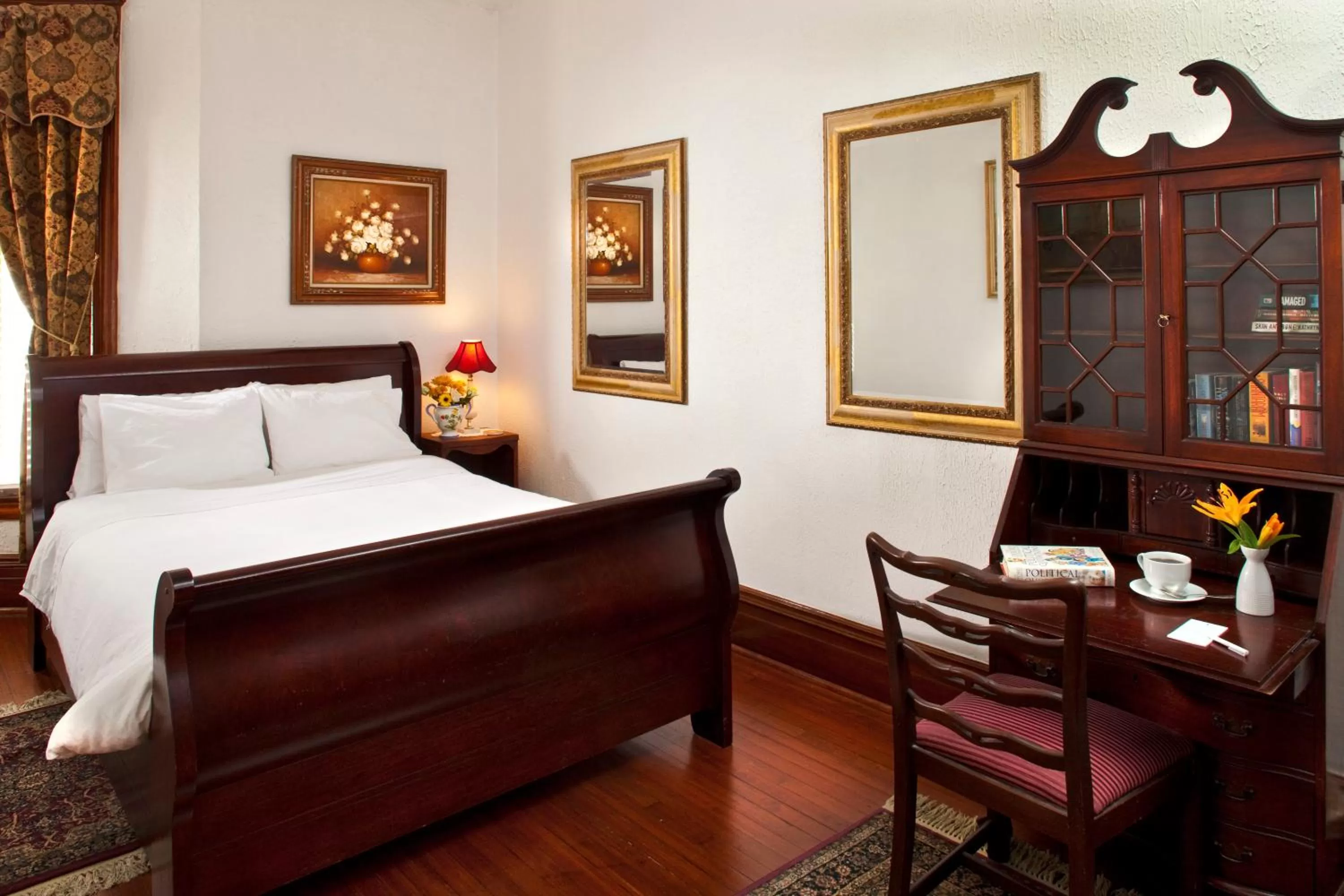 Bed in American Guest House, a Washington DC Bed and Breakfast