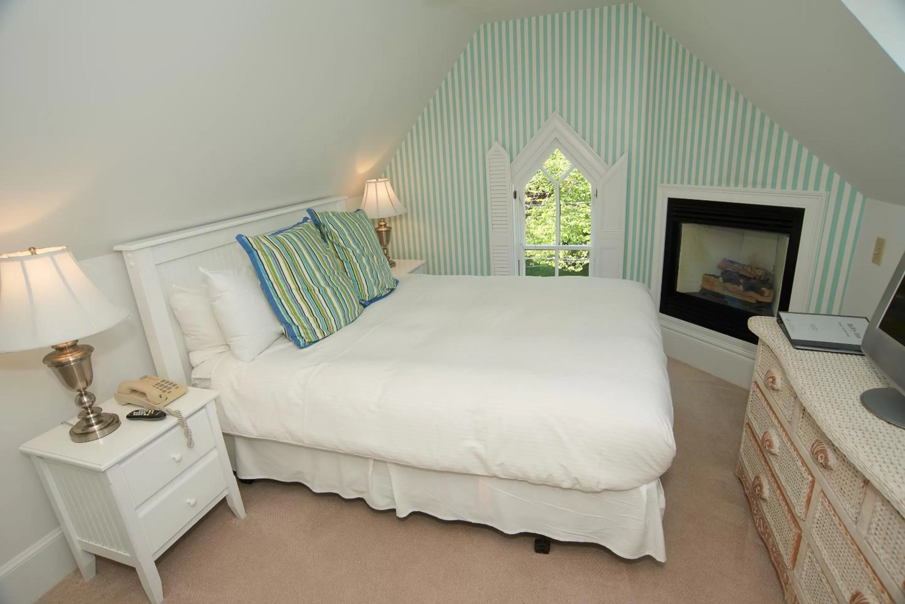 Bed in Belfry Inn and Bistro
