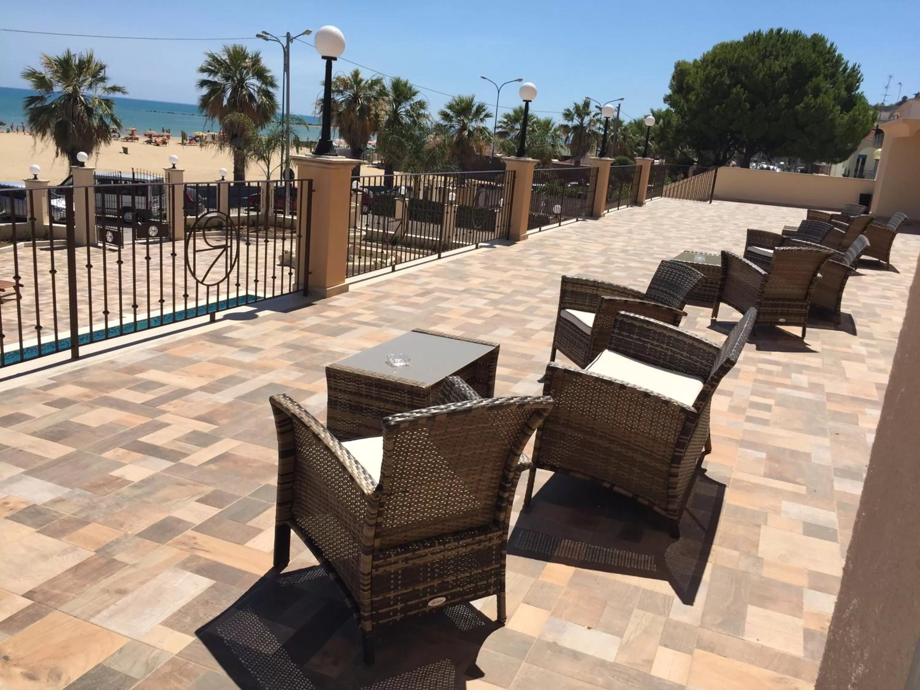 Patio in Hotel Riviera Palace