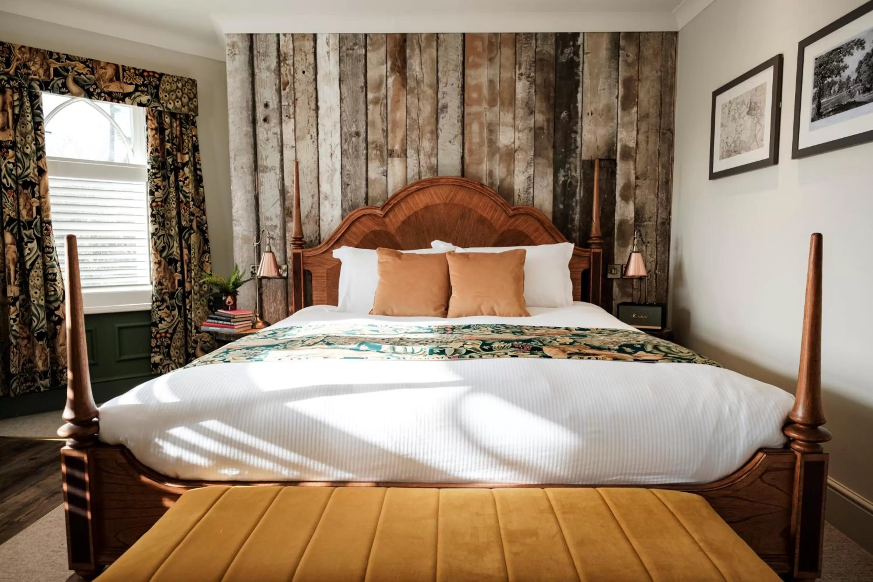 Bed in Bear Of Burton