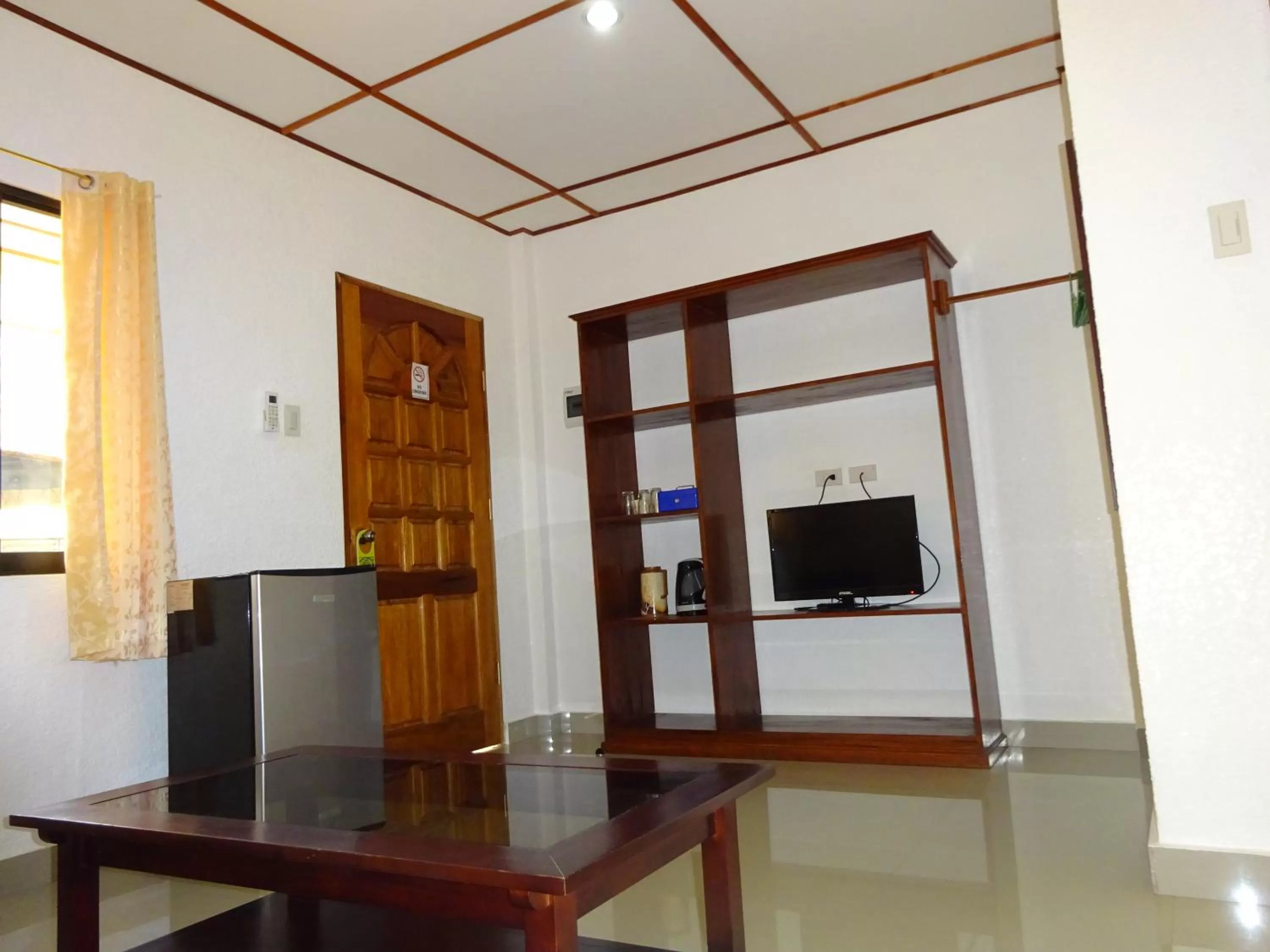 TV and multimedia in Bohol Sunside Resort