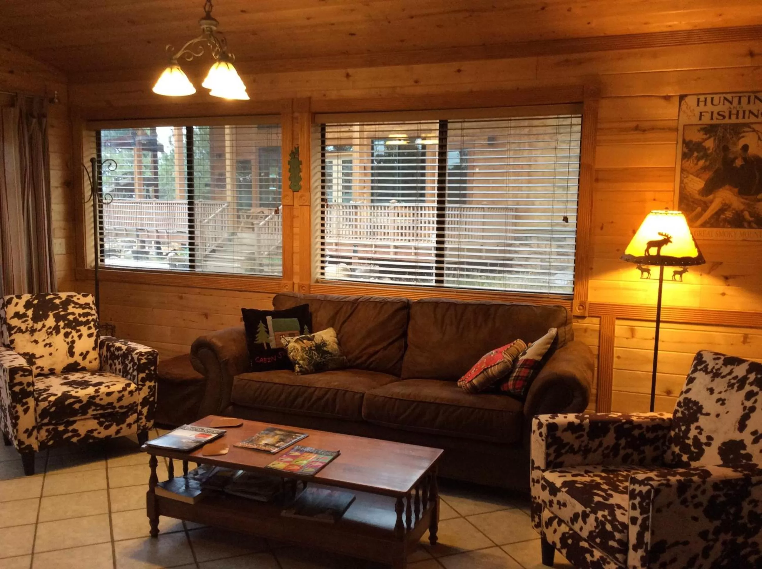 Living room in Elktrace Bed and Breakfast