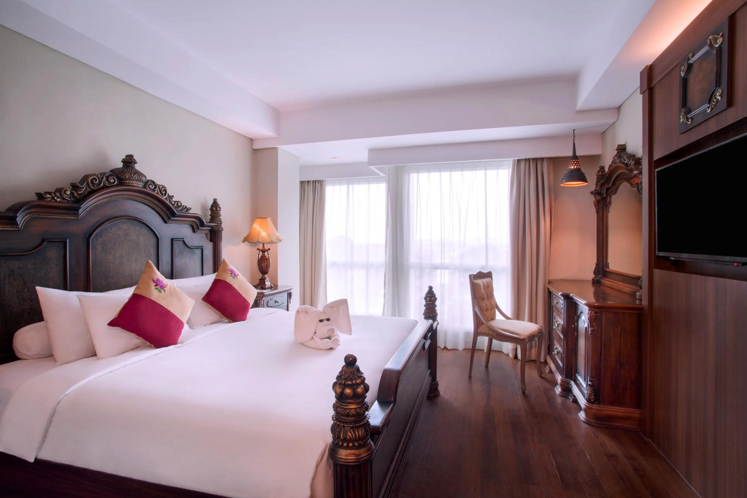 Bedroom, Bed in Grand Mercure Yogyakarta Adi Sucipto