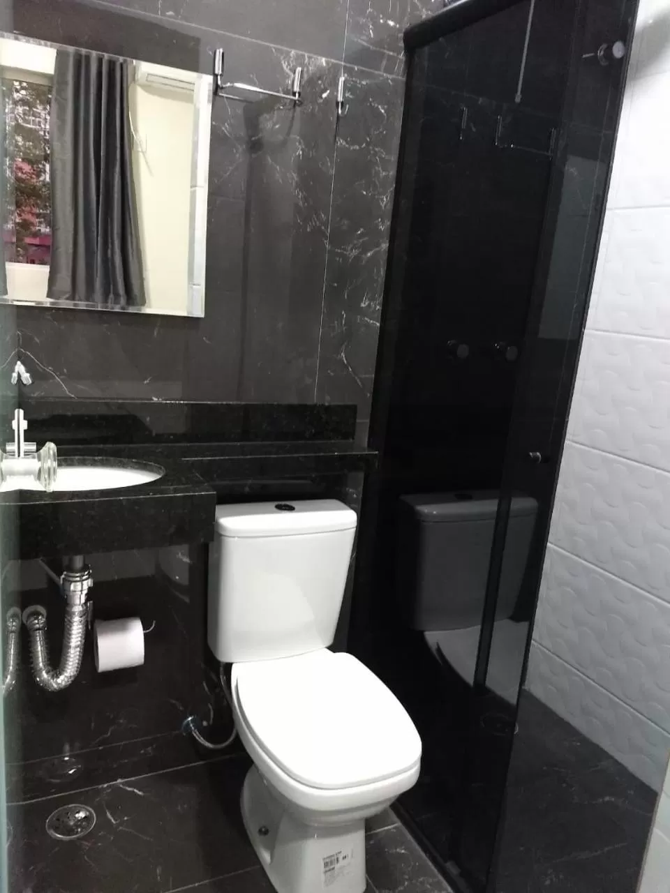 Bathroom in Hotel Flor Paulista