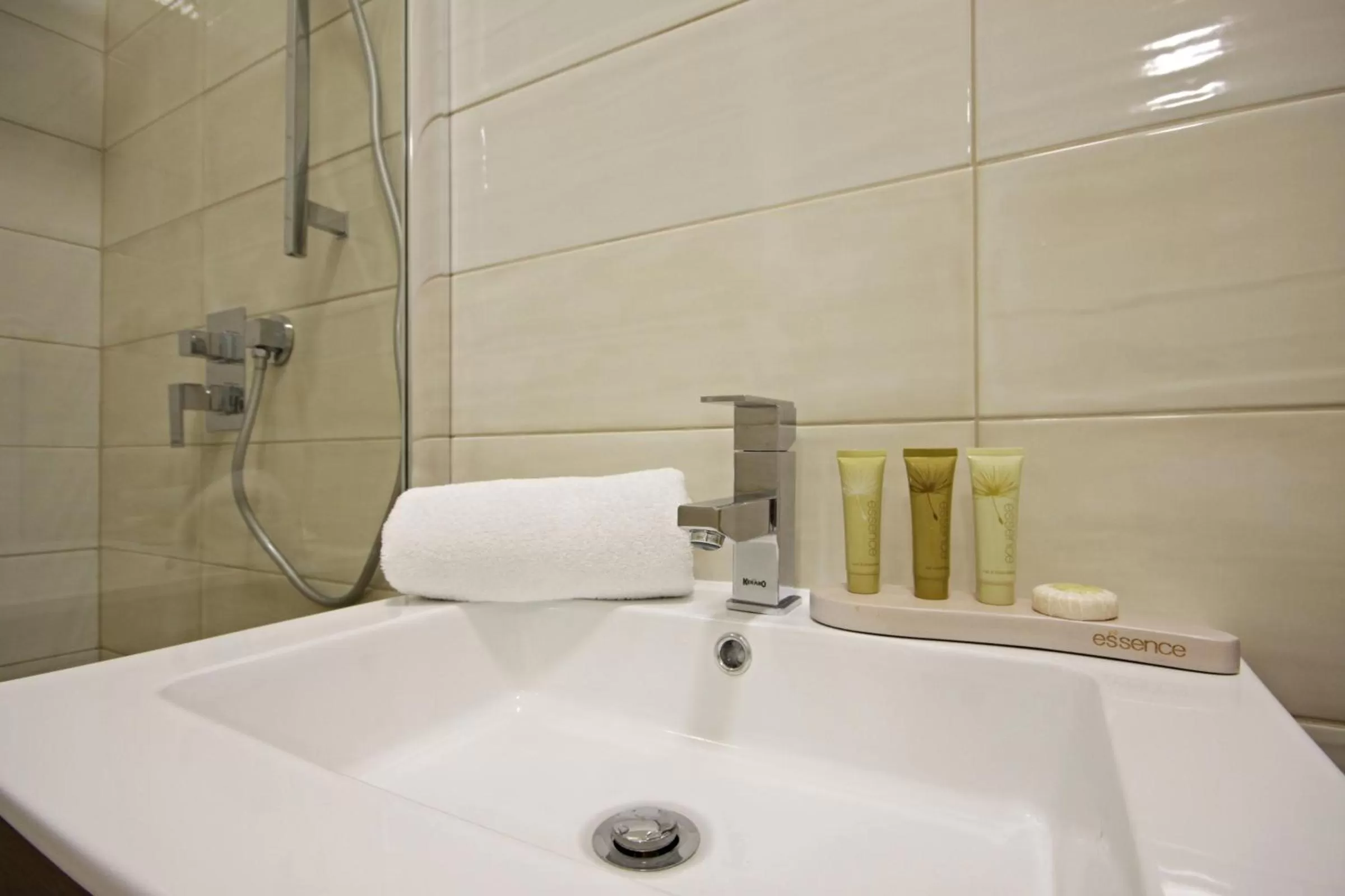 Bathroom in Alveo Suites