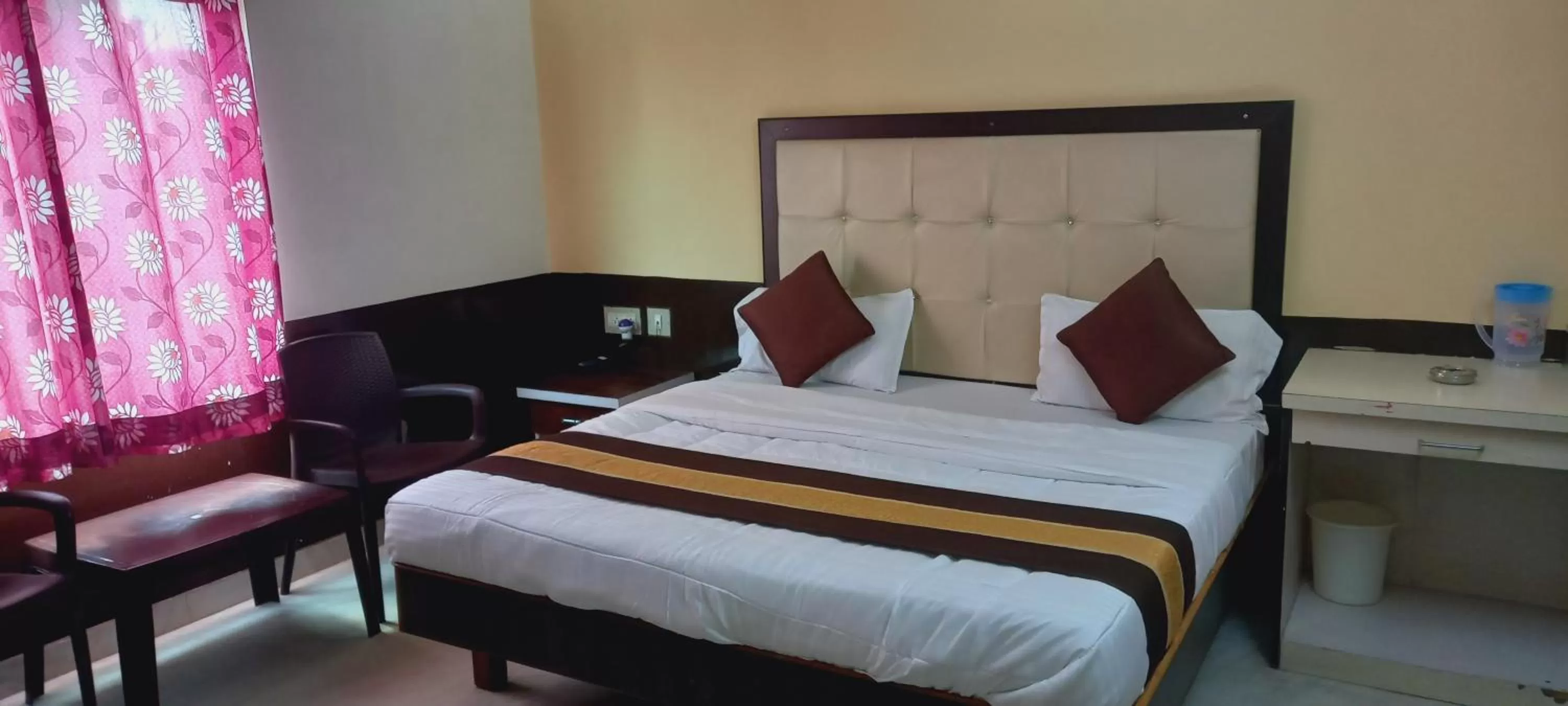 Bed in Sanjog Resort