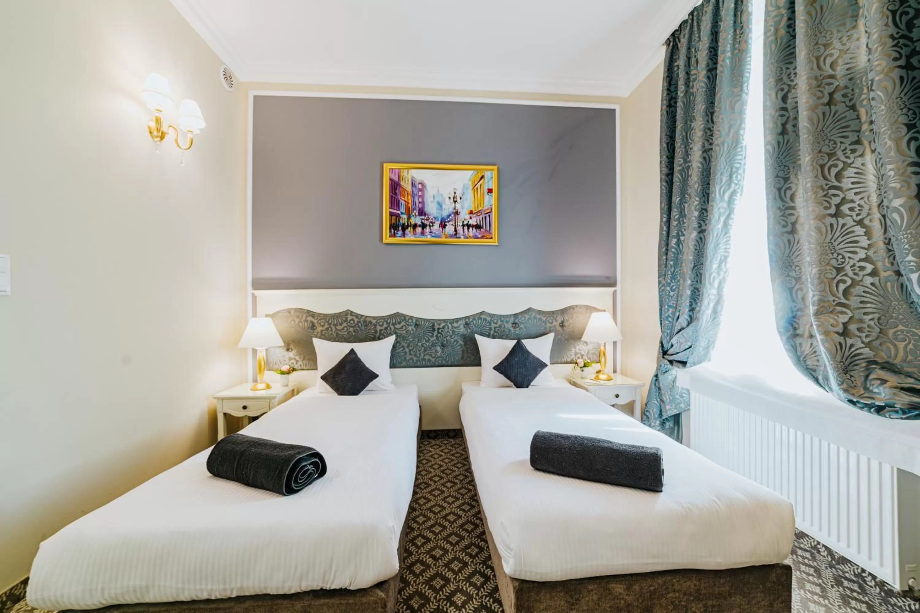 Bed in Hotel Willa Flora